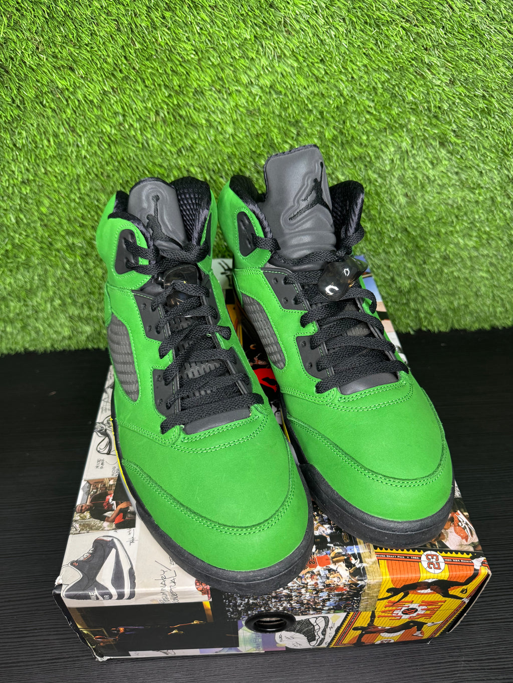 Jordan retro 5 Oregon