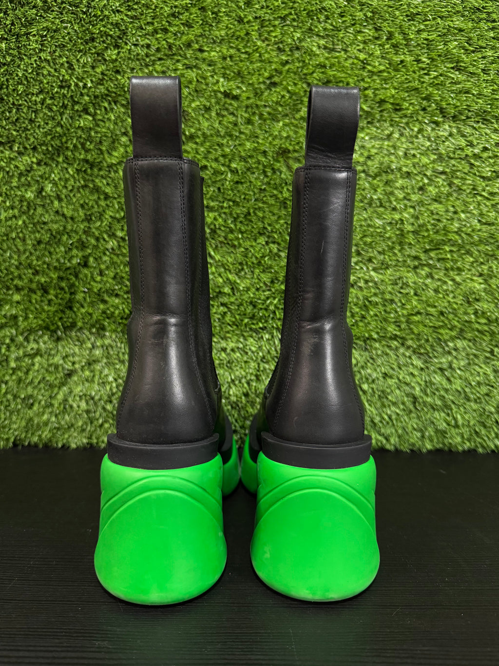 Bottega Veneta Chelsea Boot Black/Green