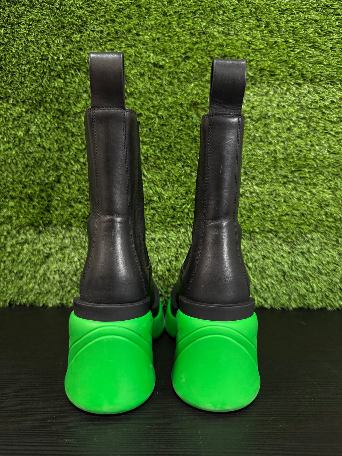 Bottega Veneta Chelsea Boot Black/Green