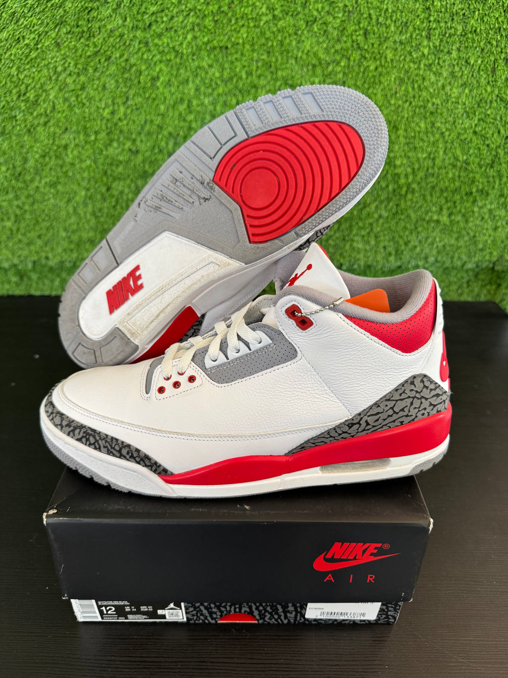 Jordan 3 Retro Fire Red (2022)