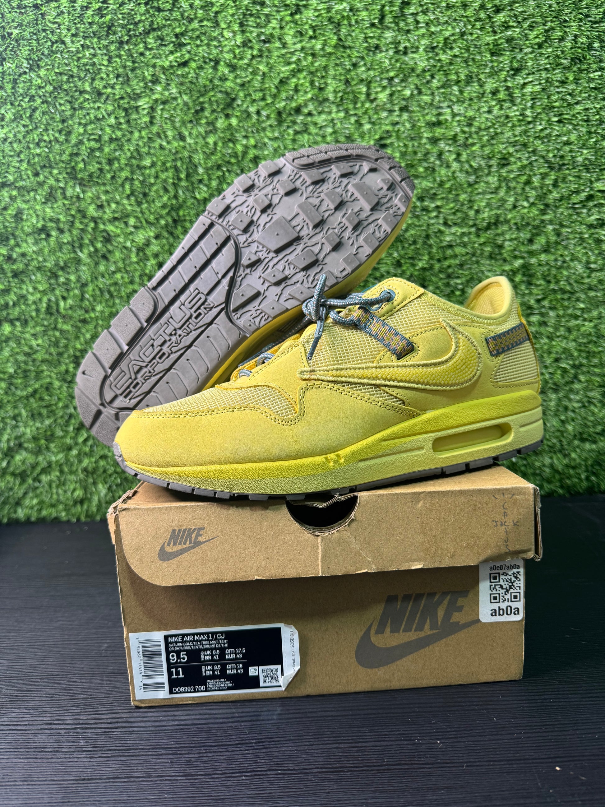 Travis Scott Air Max 1 Saturn