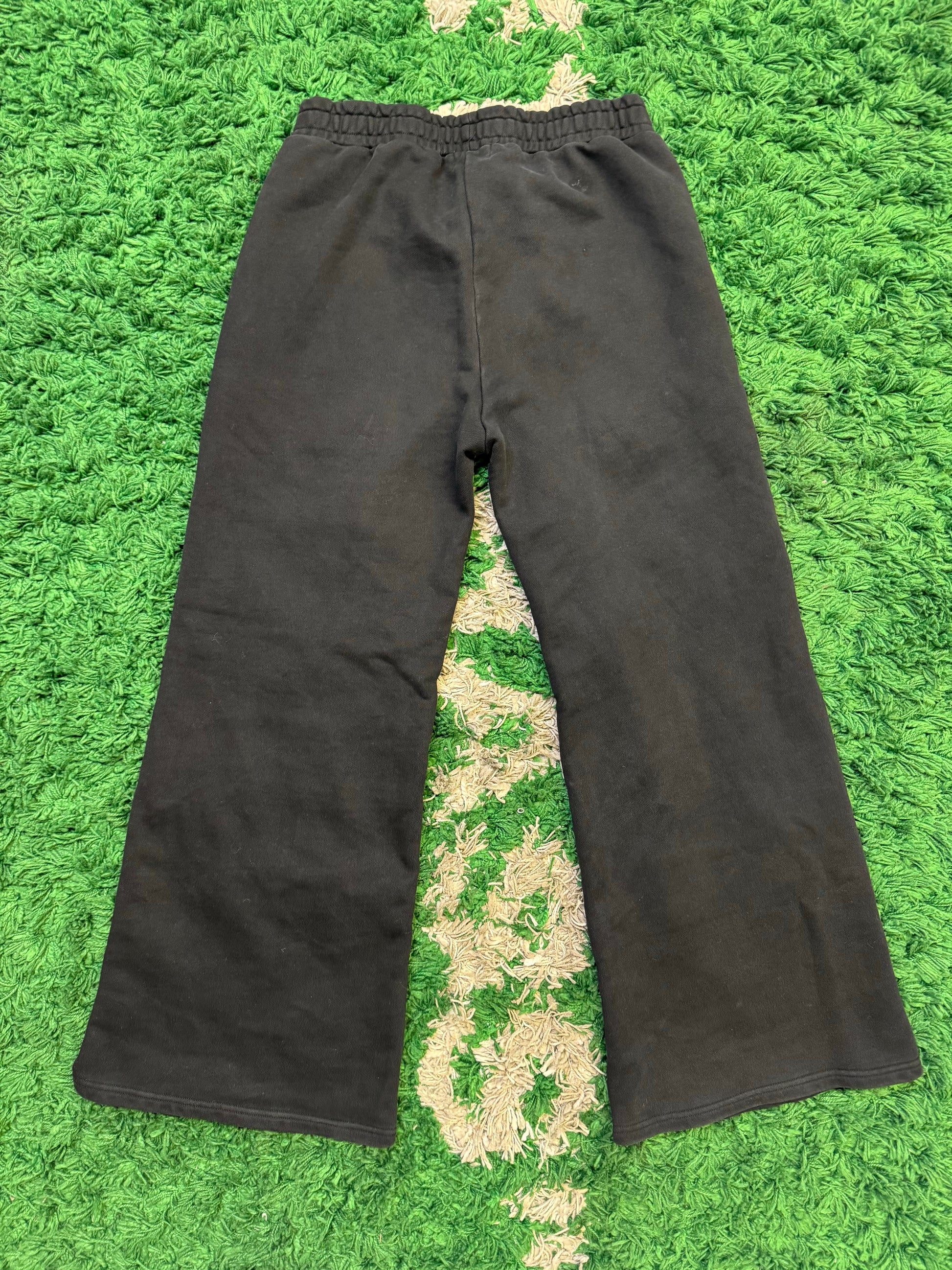 Bottega desires patch sweatpants (black)