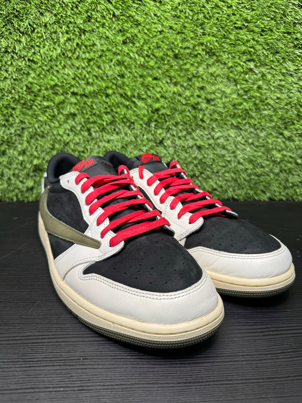 Jordan 1 Travis Scott Olive women’s