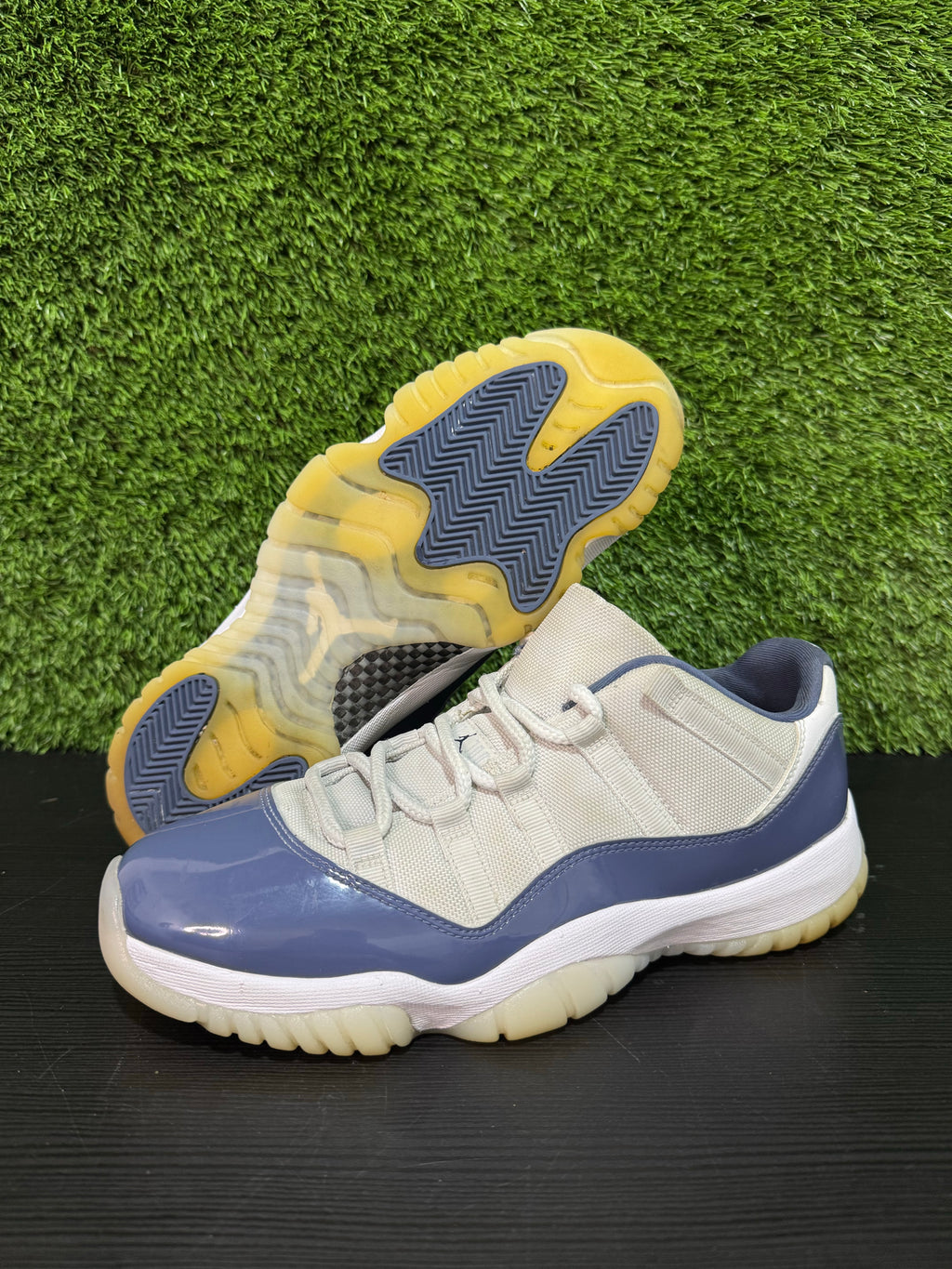 Jordan 11 Retro Low Diffused Blue