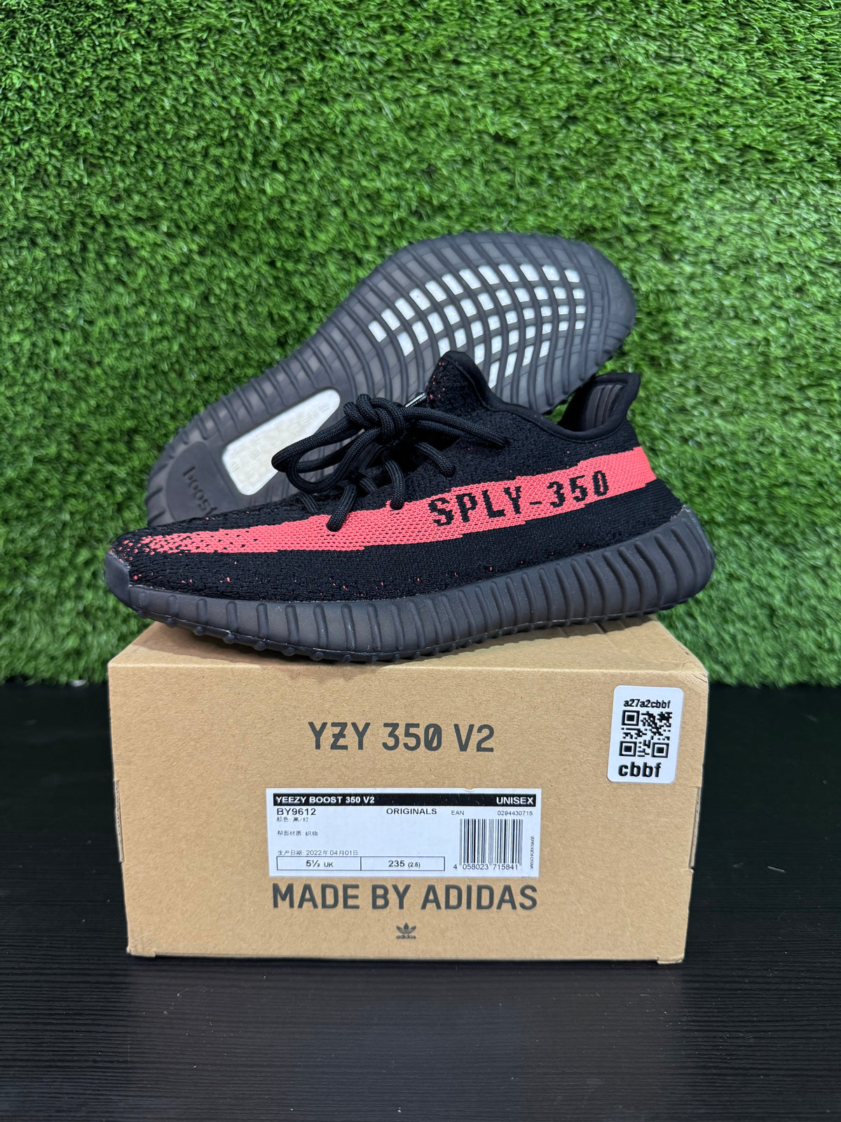 adidas Yeezy Boost 350 V2 Core Black Red