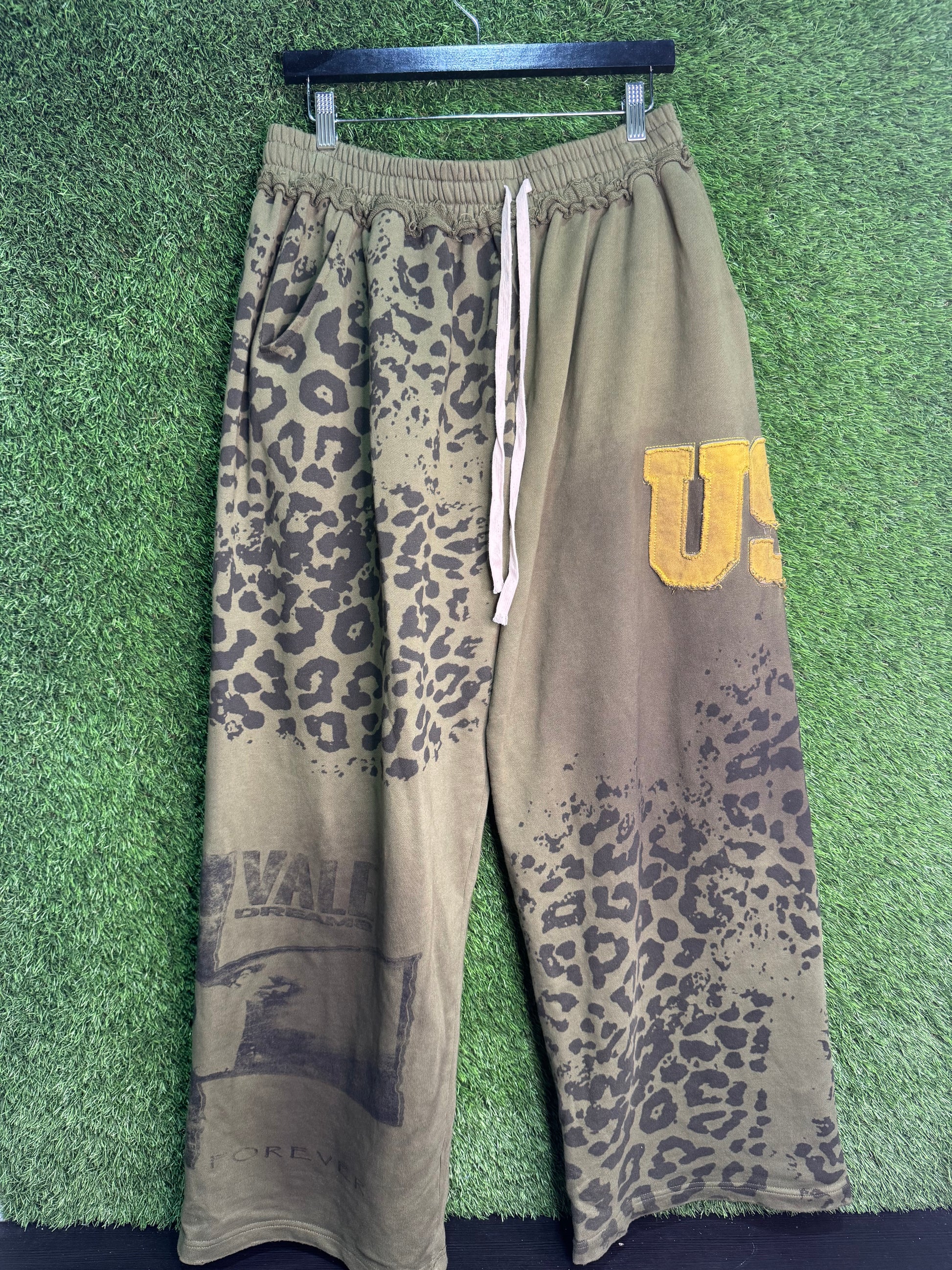 Vale forever safari sweatpants