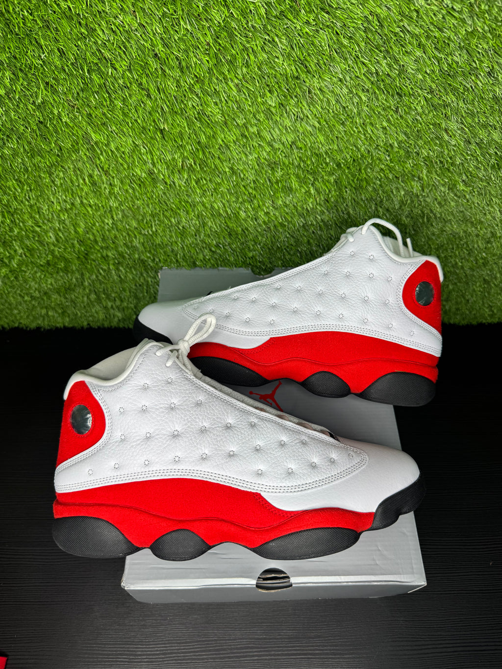 Jordan Retro 13 Cherry