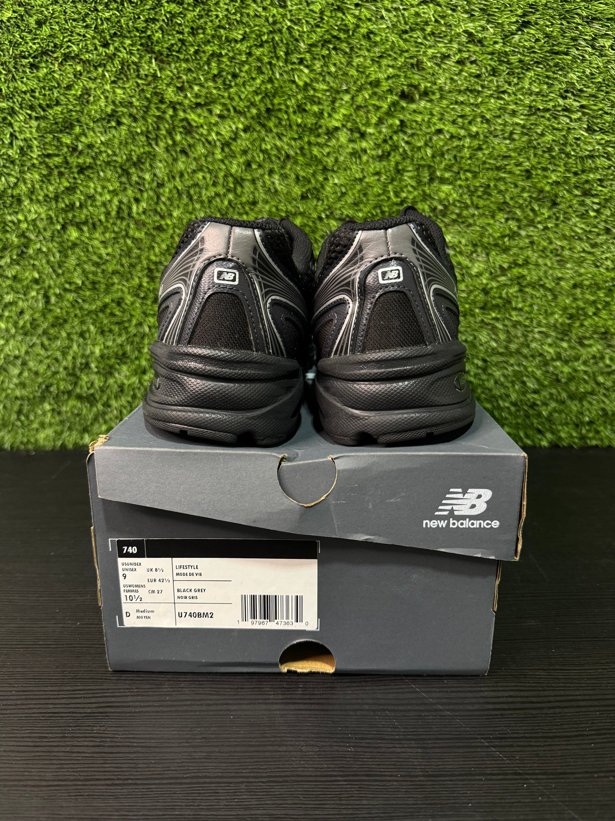 New Balance 740 Black Silver Metallic