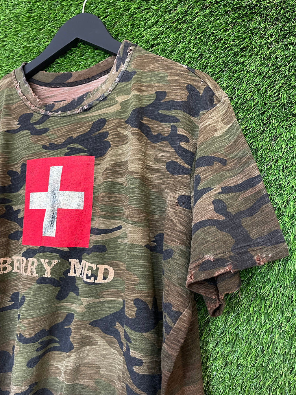 GV Gallery Berry Med Tee