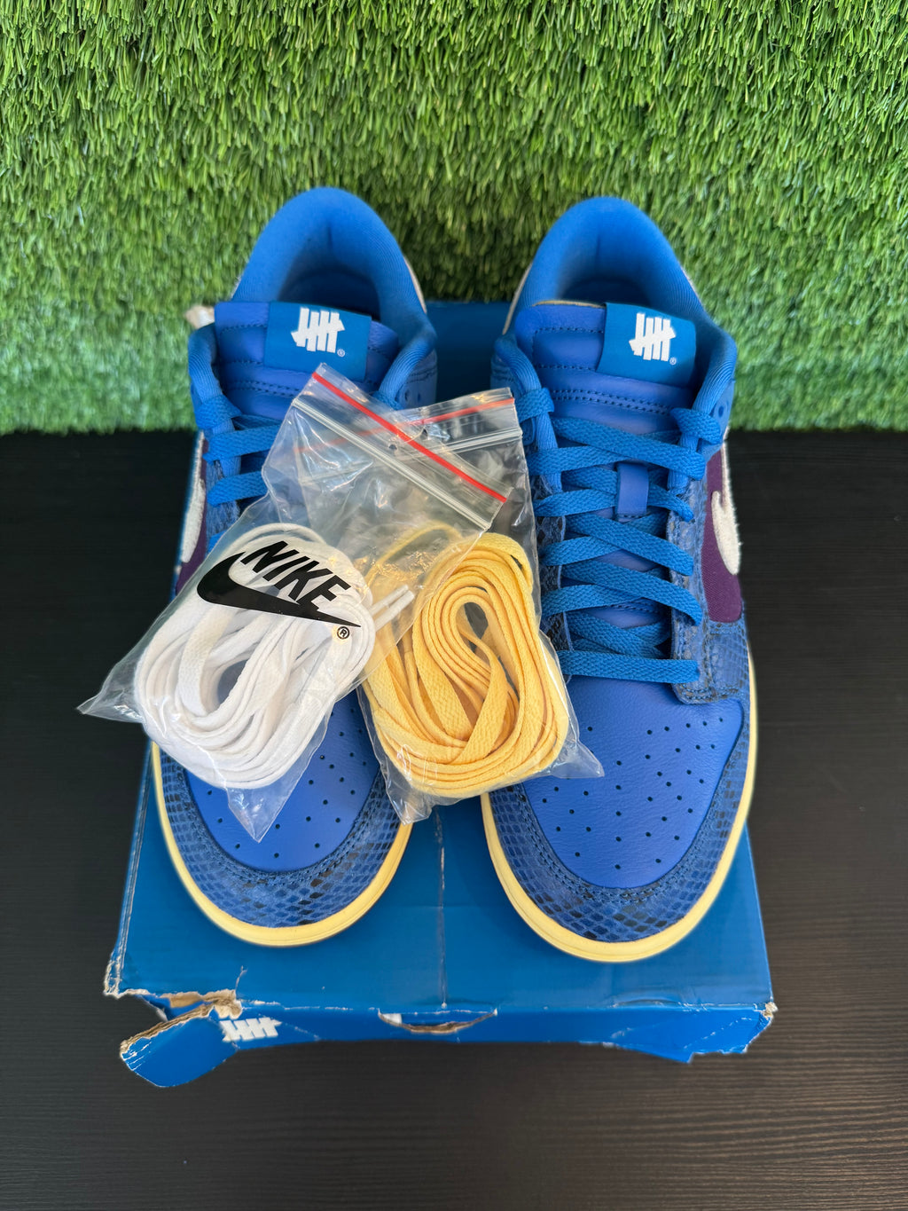 Nike Dunk Low Undefeated 5 On It Dunk vs. AF1