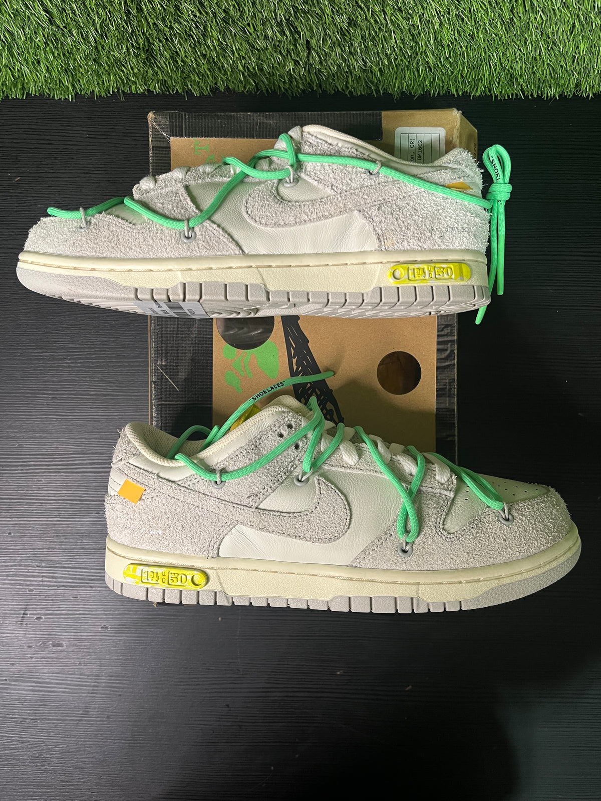 Off-White lot 14