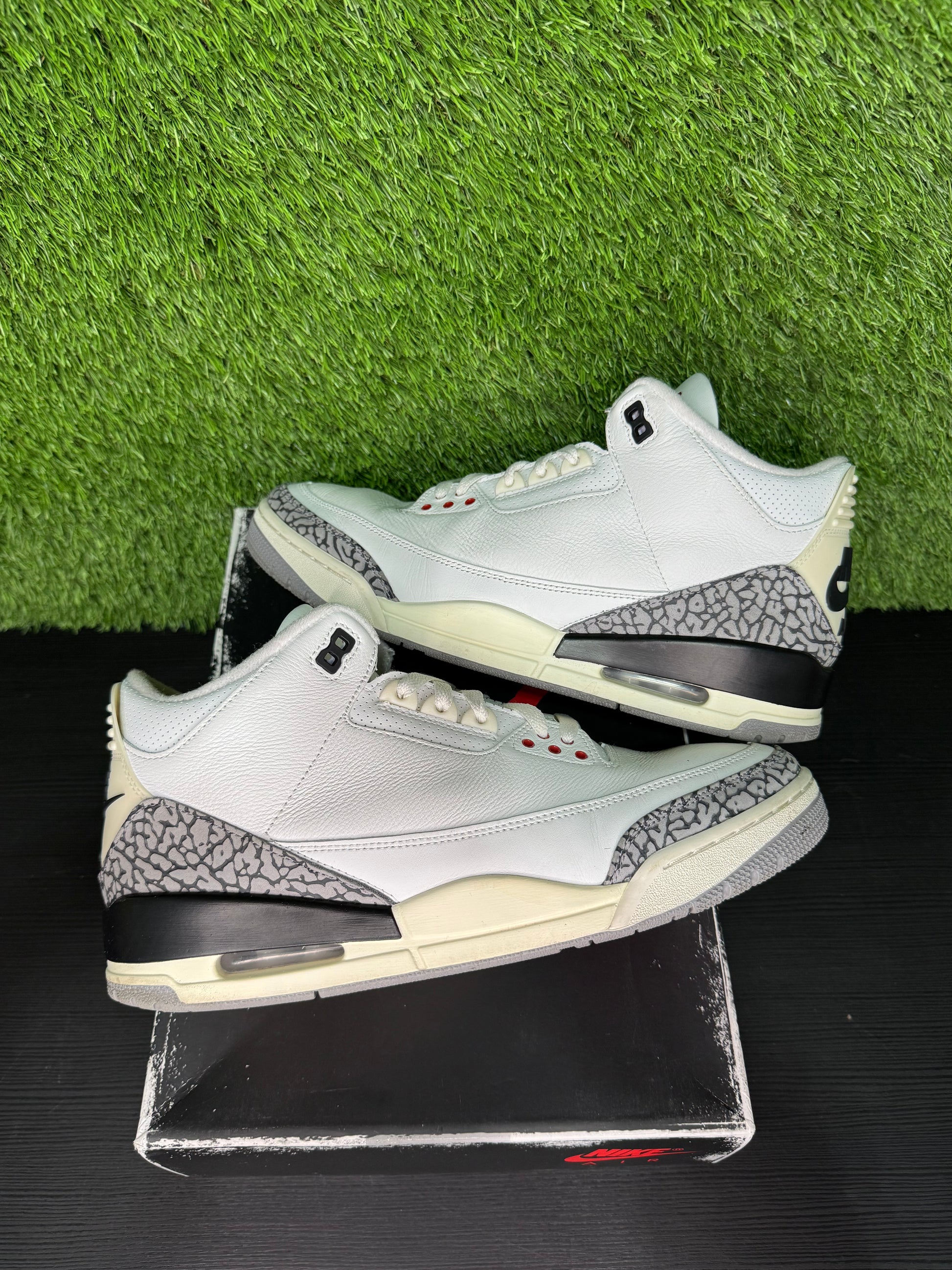 Jordan 3 White cement