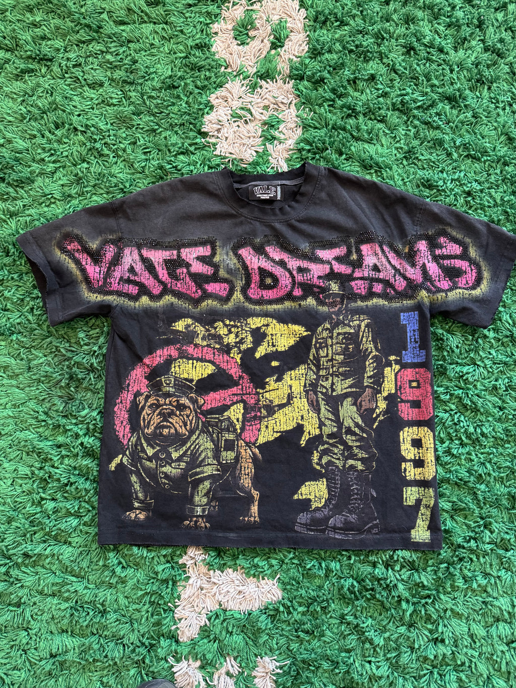 Vale forever army troop tee