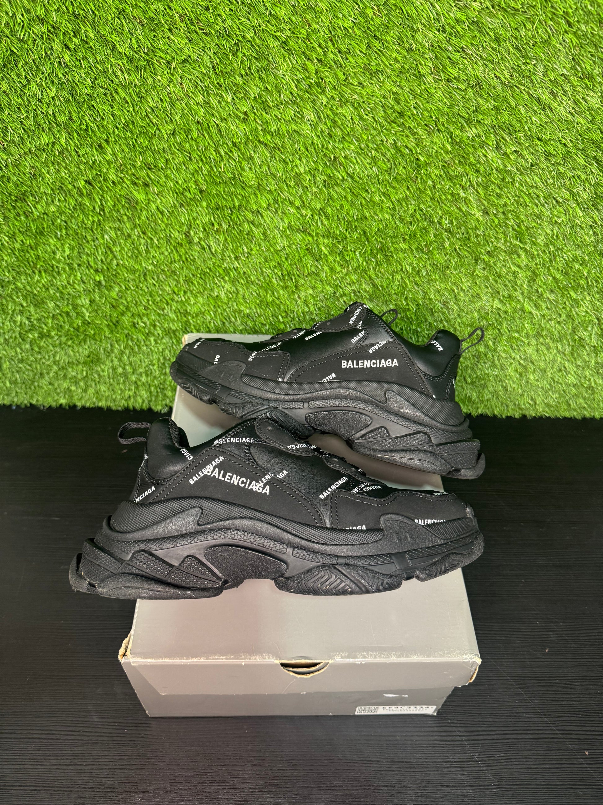 Balenciaga triple s sneaker all over logo