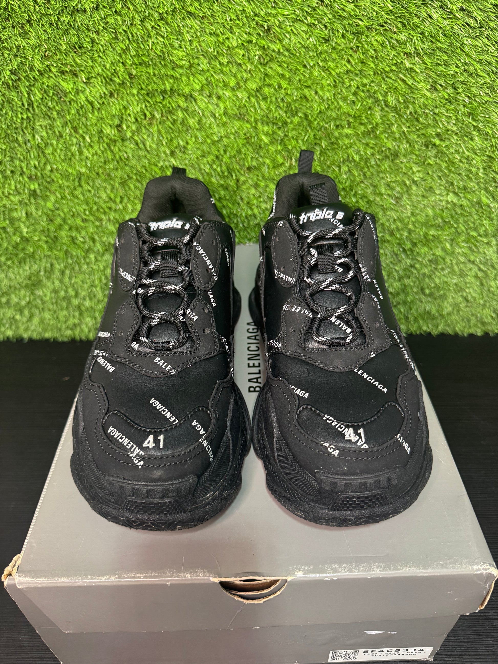 Balenciaga triple s sneaker all over logo