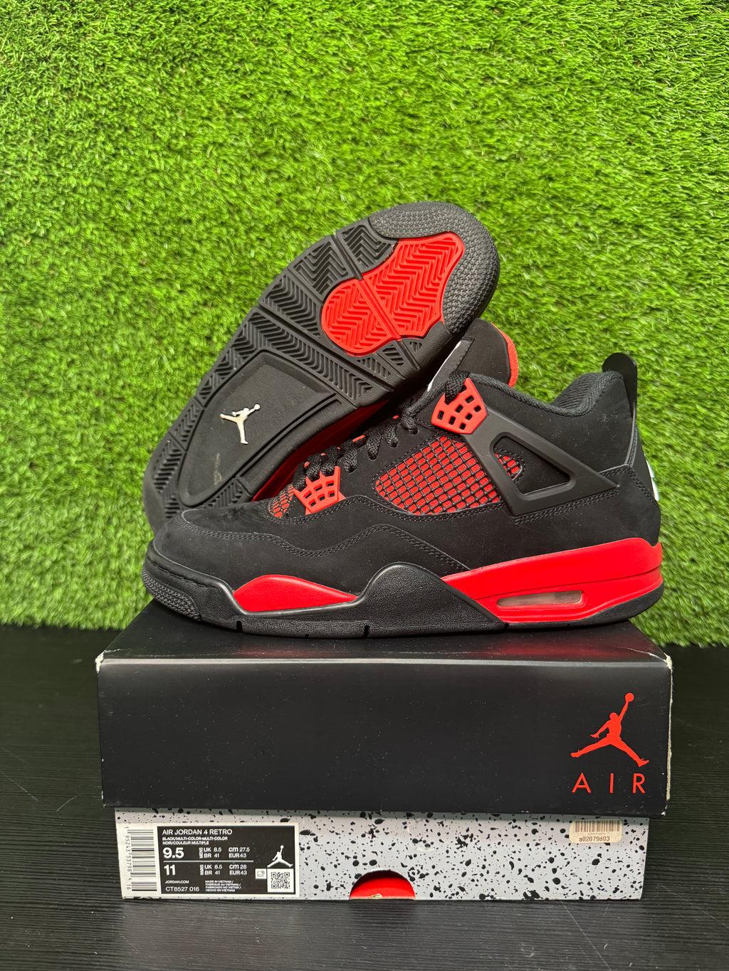 Jordan retro 4 Red Thunder