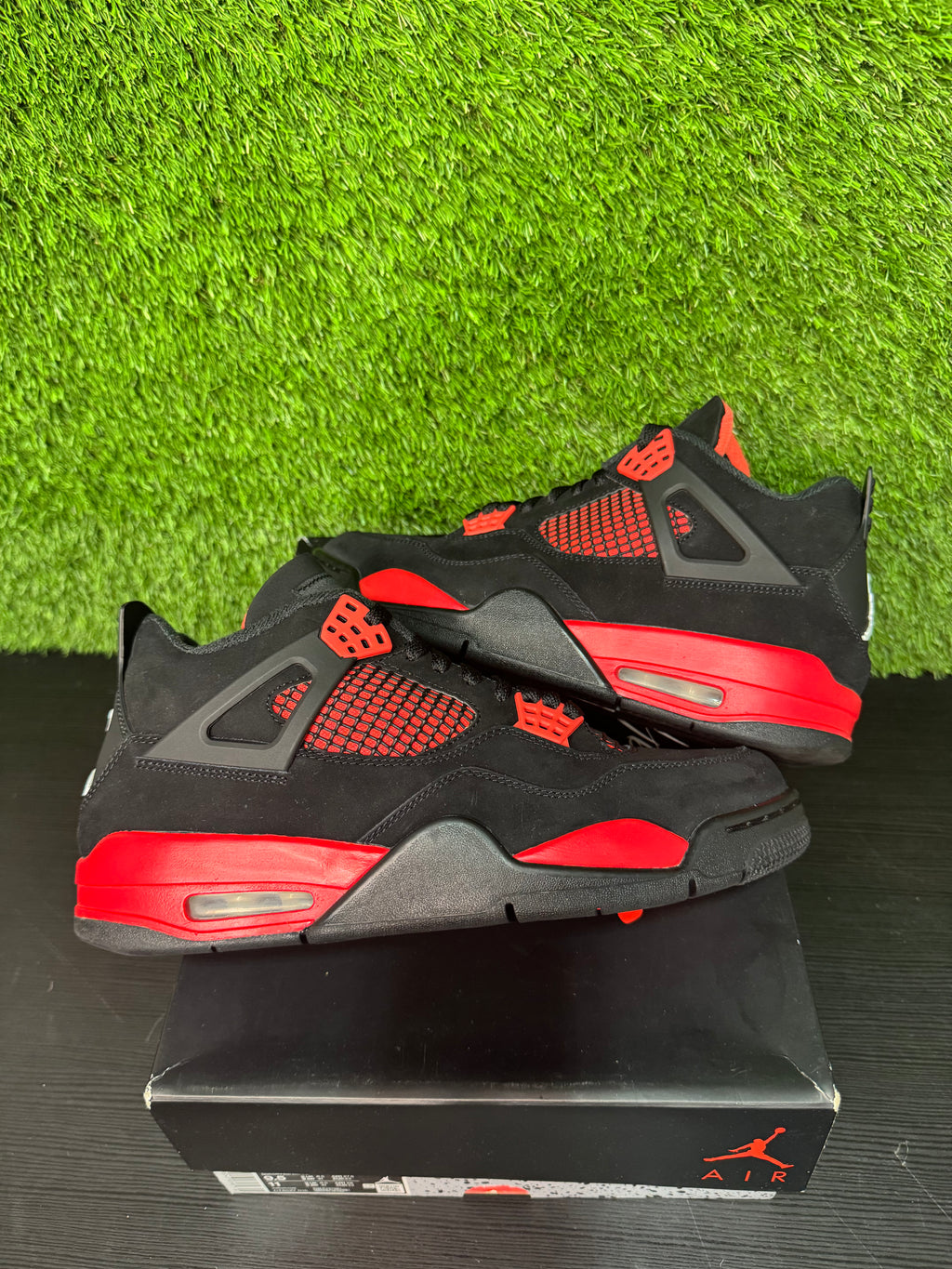Jordan retro 4 Red Thunder