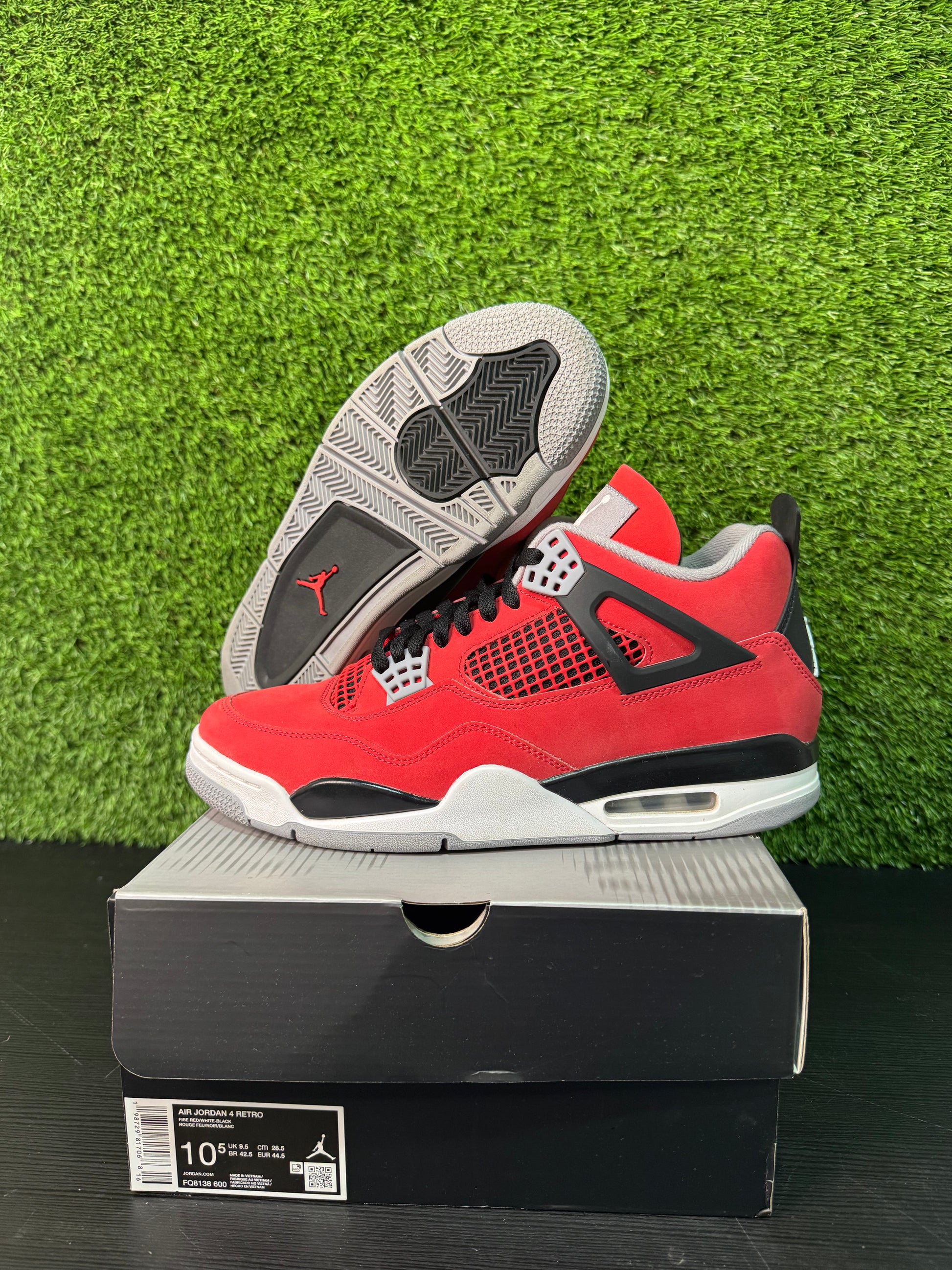 Jordan Retro 4 Toro Bravo (2026)