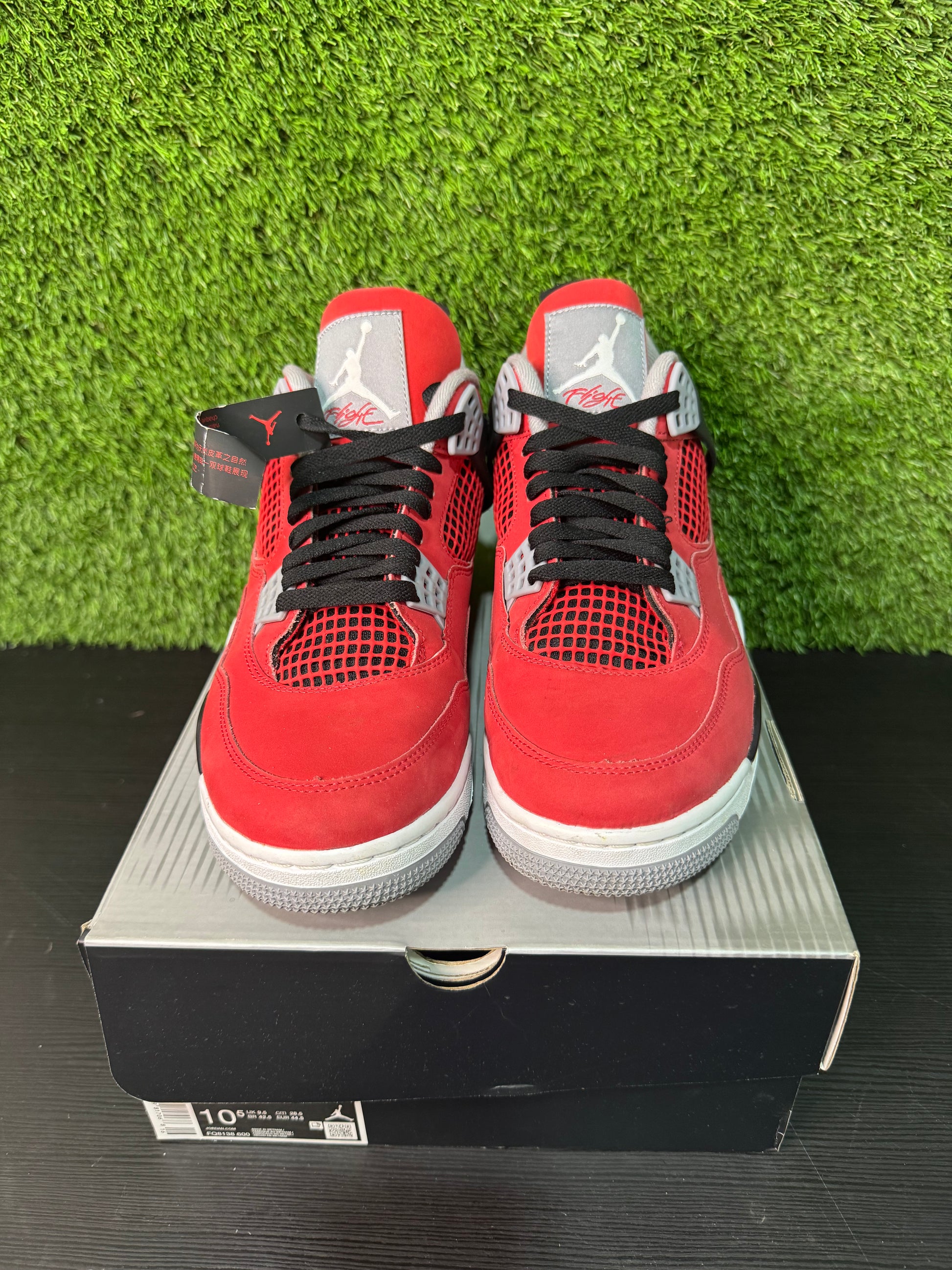Jordan Retro 4 Toro Bravo (2026)