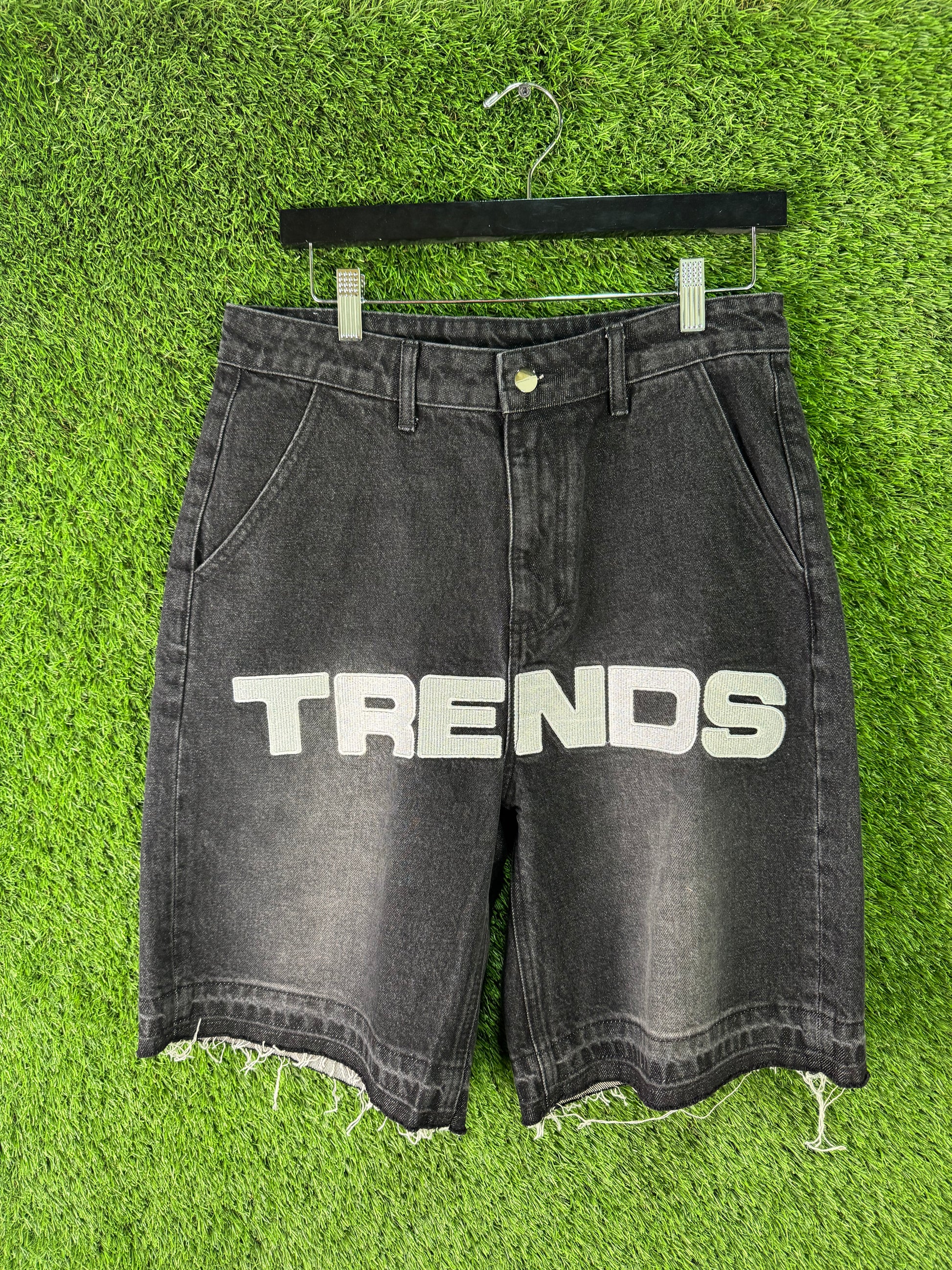 Trendsetter studios black jorts