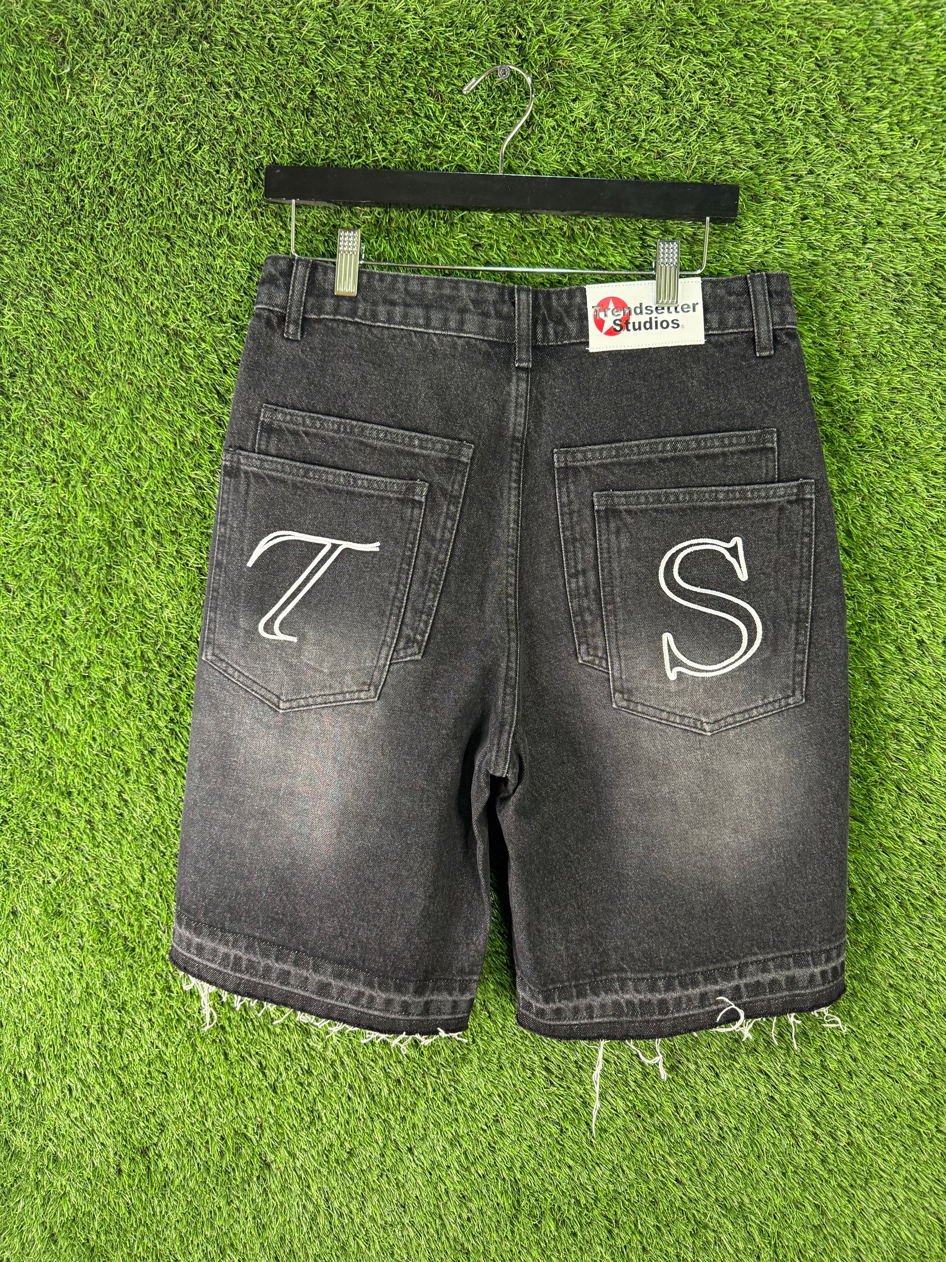 Trendsetter studios black jorts