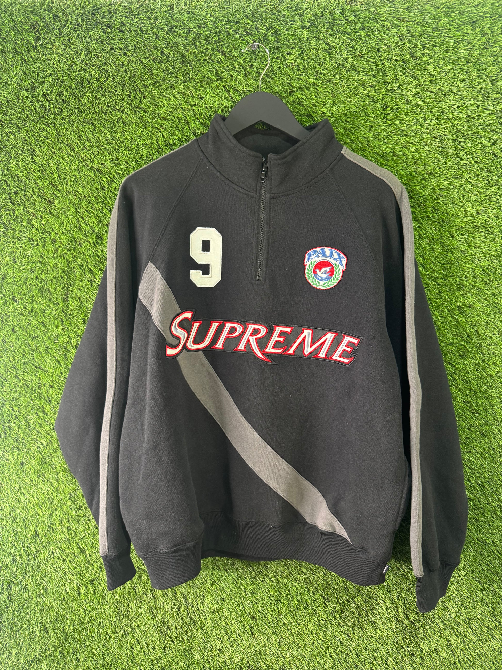 Supreme Eqipe Half zip sweatshirt