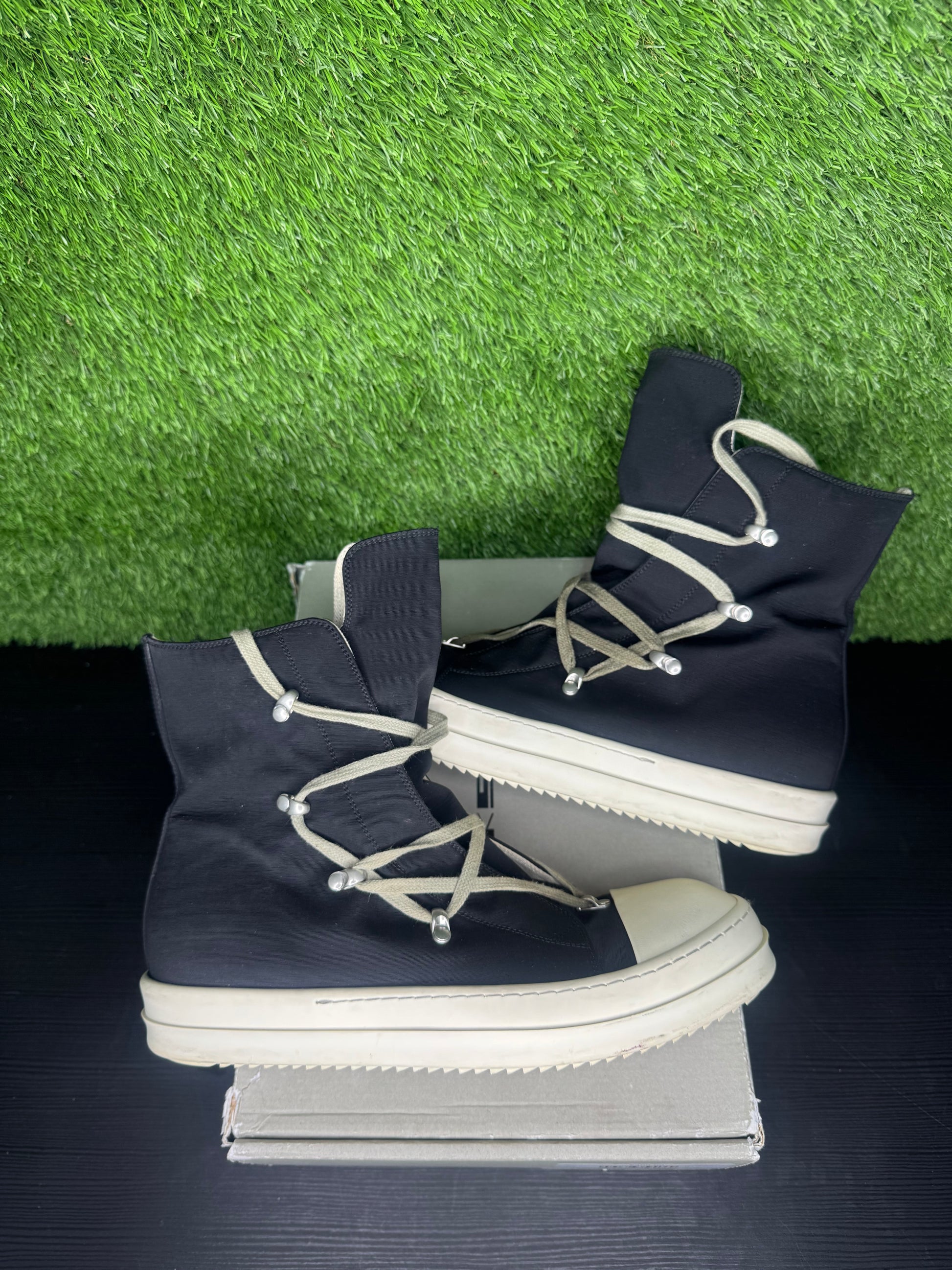 RIck Owens dark shadow hex black/cream