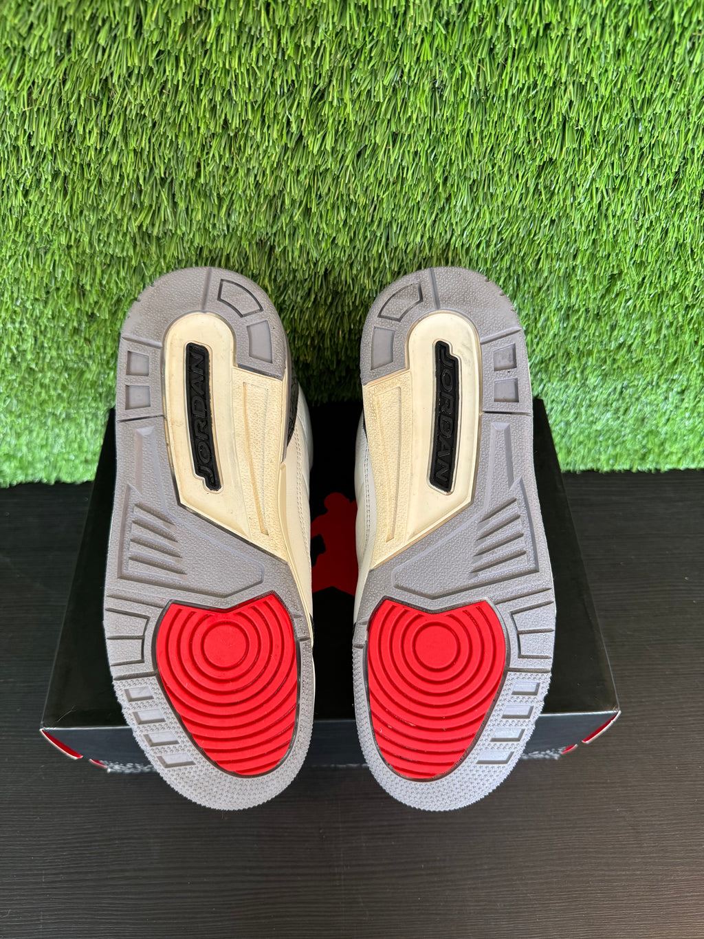 Jordan 3 Retro Cement Grey (GS)