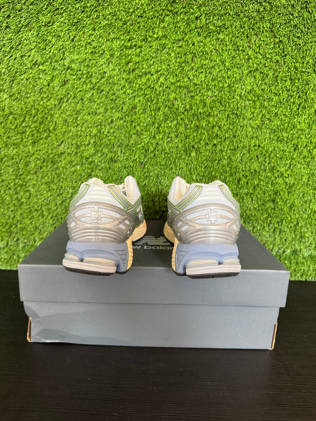 New Balance 1906R Ice Blue Melon Water