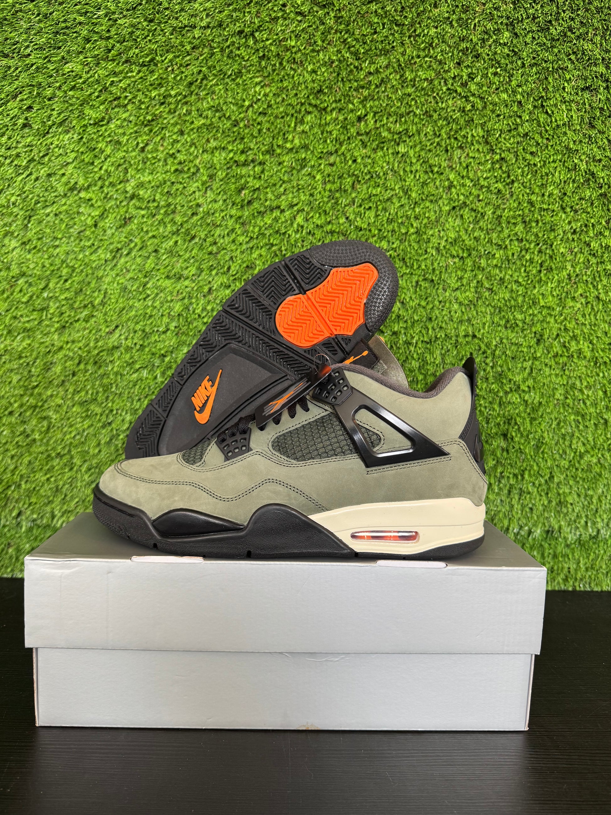 Jordan 4 SP Undefeated