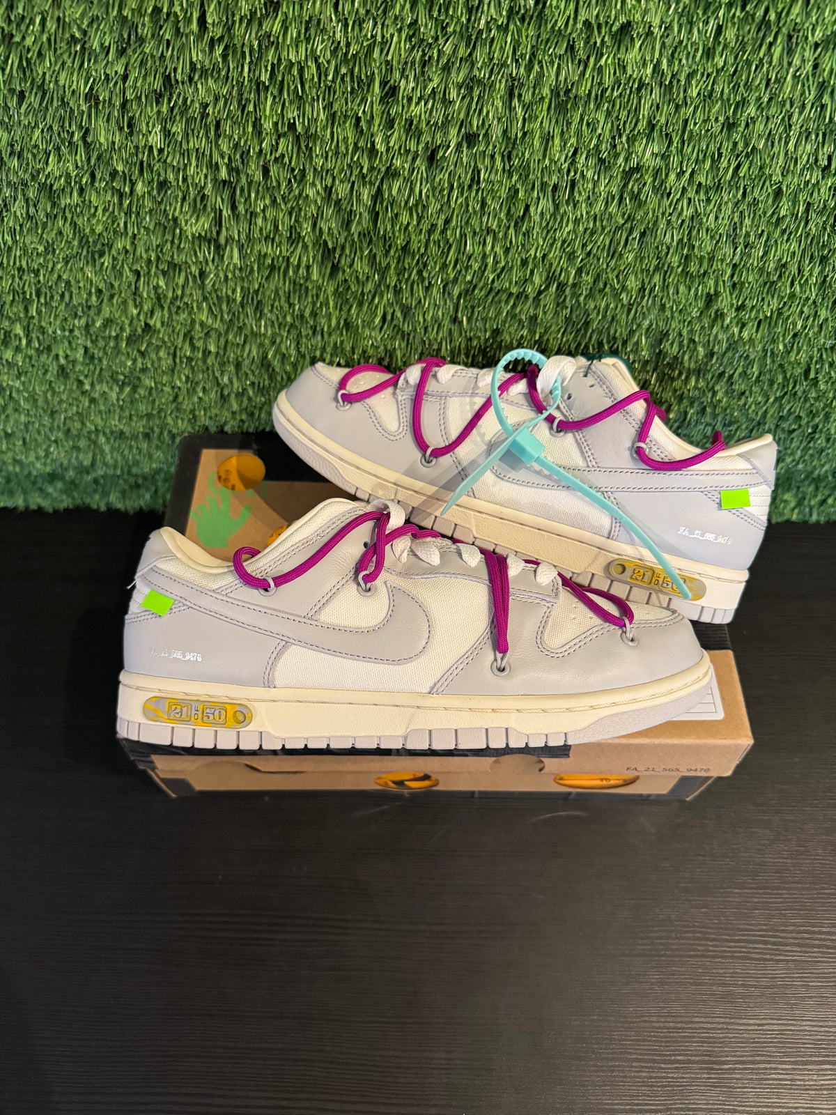 Nike Dunk Low Off-White Lot 21