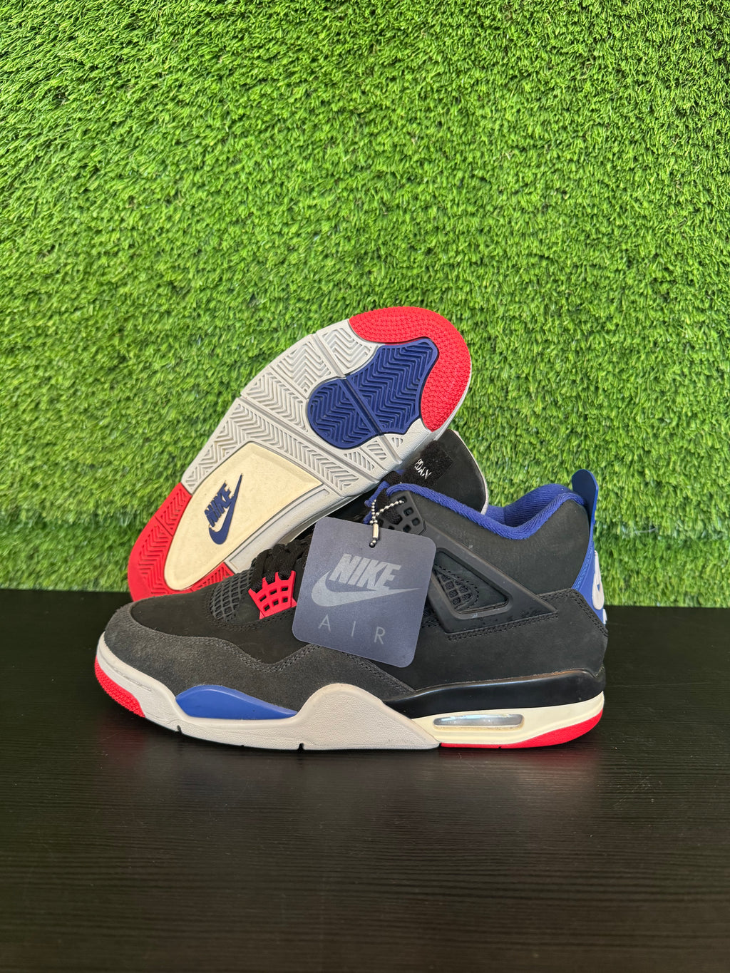 Jordan 4 retro Rare Air  (White lettering)