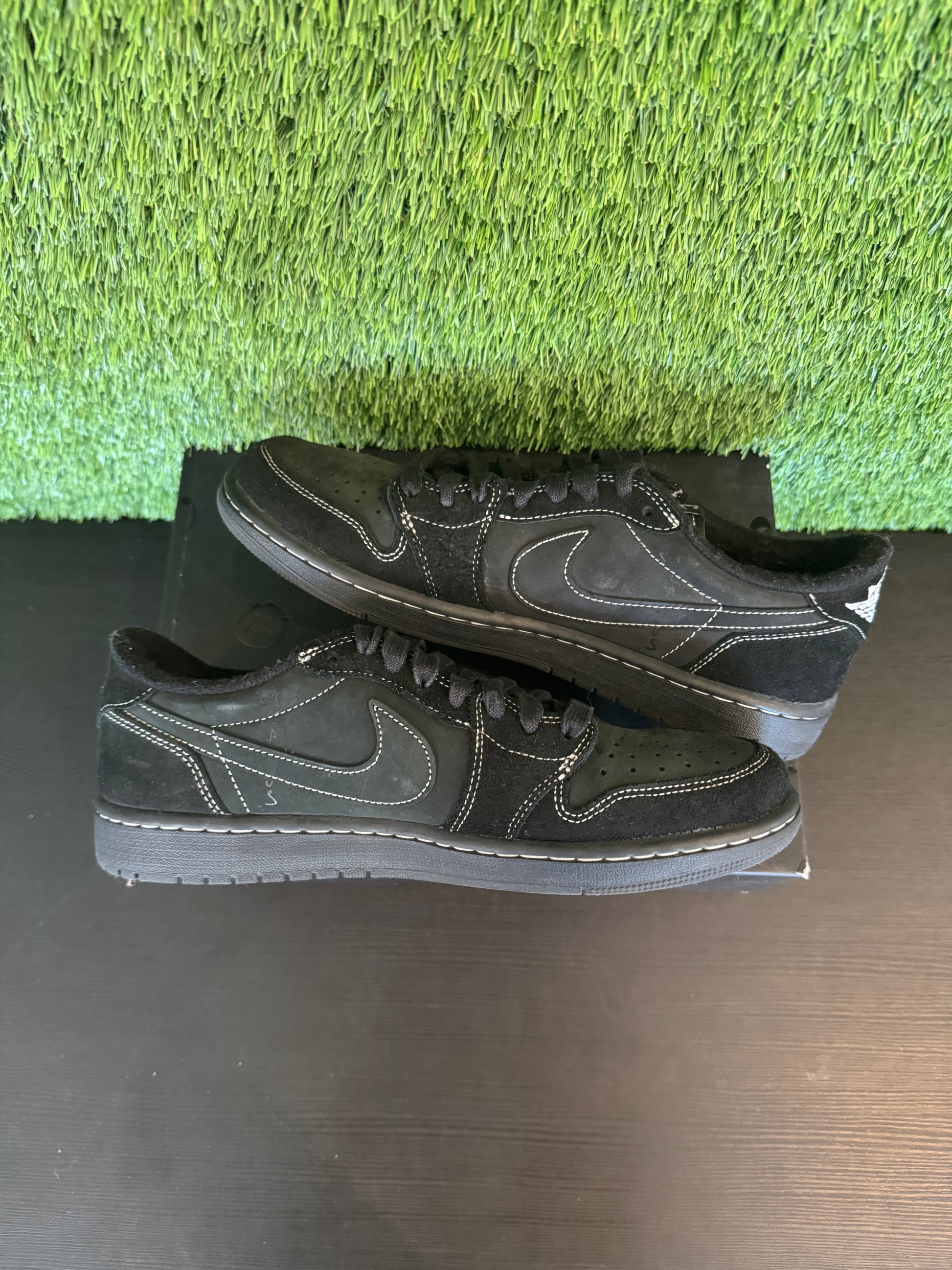 Jordan 1 Retro Low Travis Scott Black Phantom