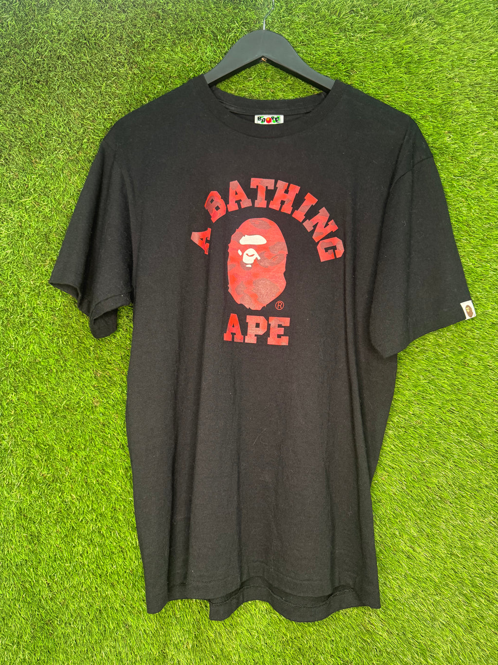 bape bathing ape red/black tee