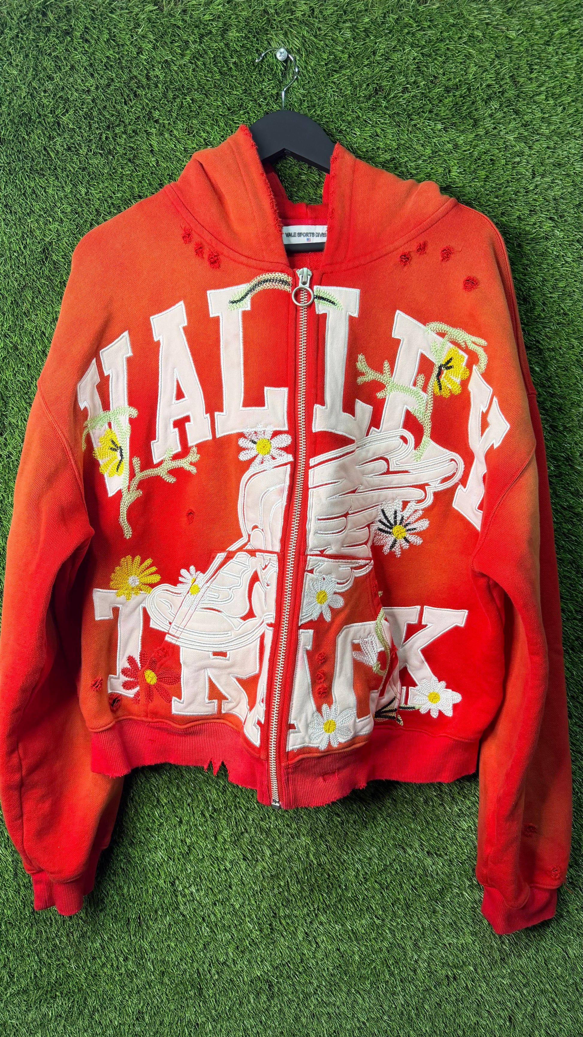 Vale Forever Garden Zip-up