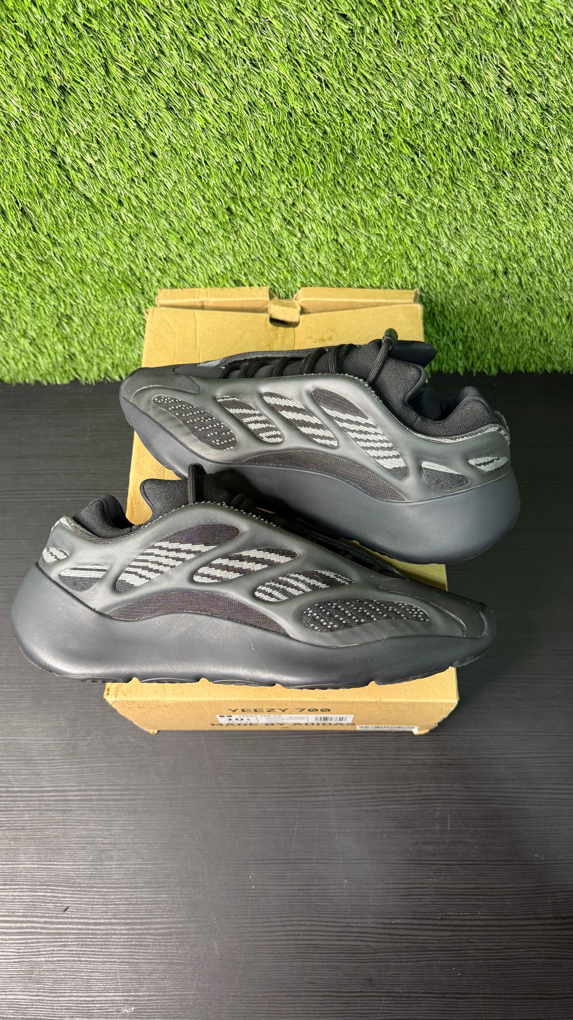 Adidas Yeezy 700 V3 Dark Glow