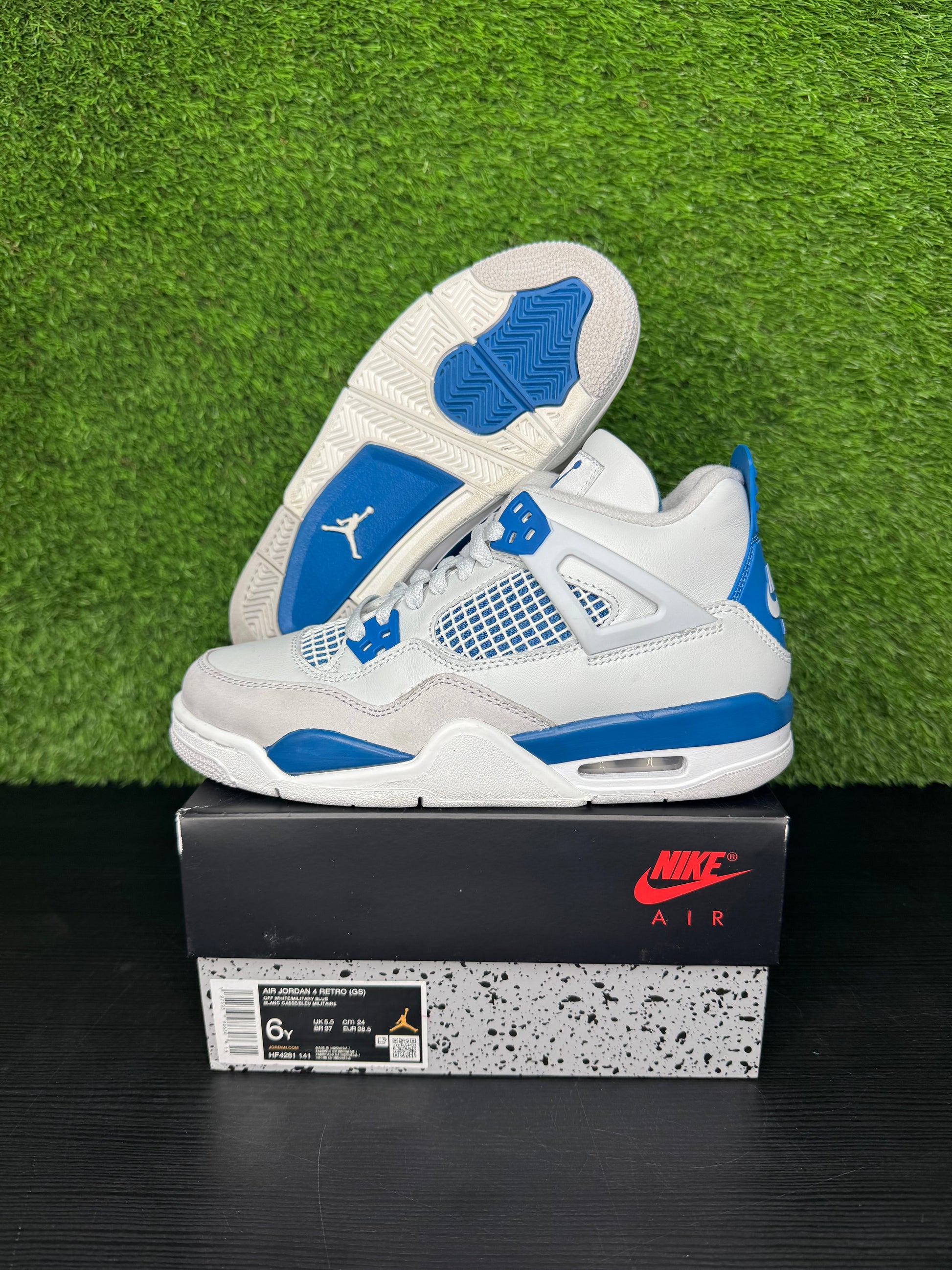 Jordan 4 Retro Military