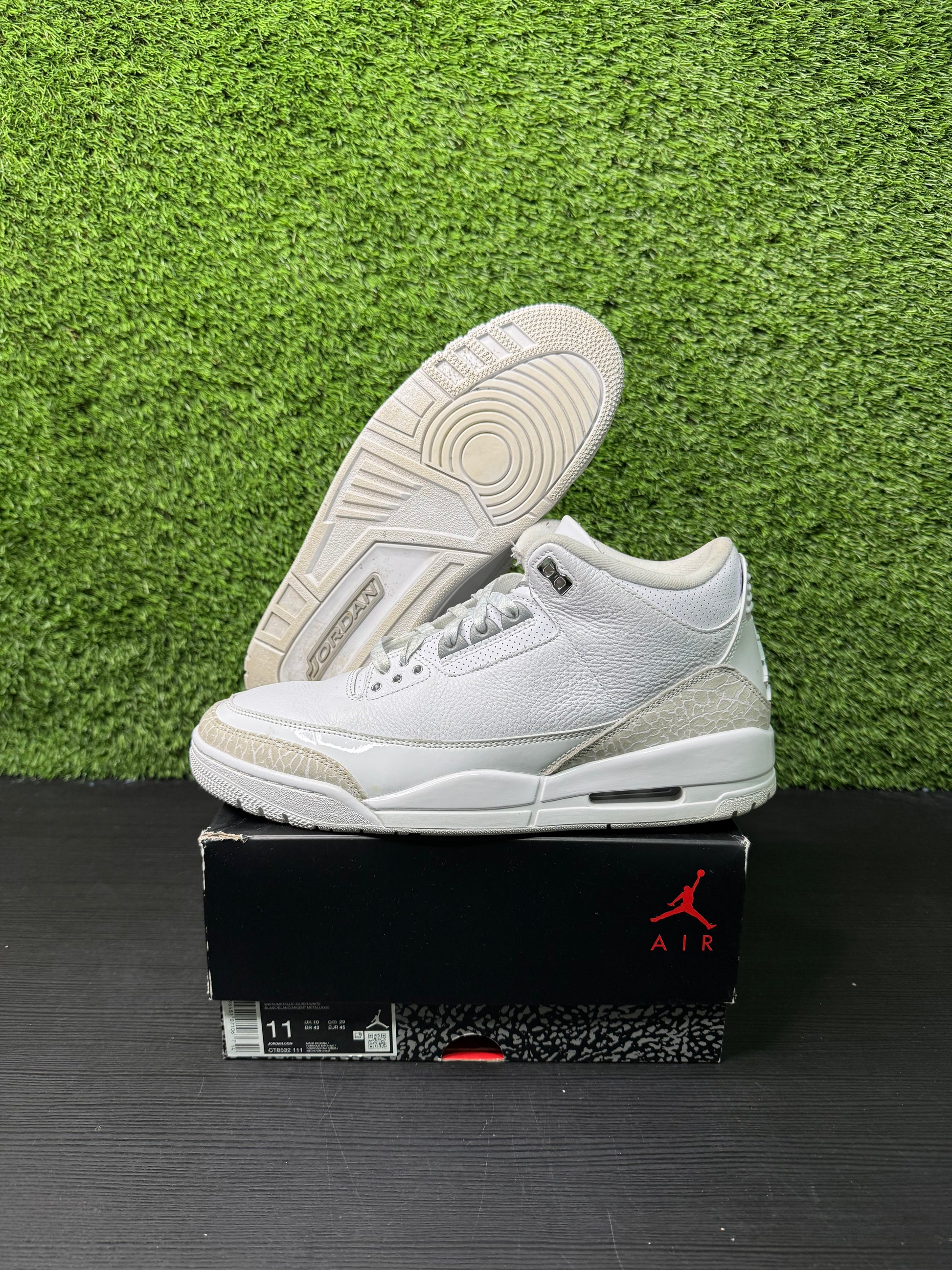 Jordan 3 Retro Pure Money