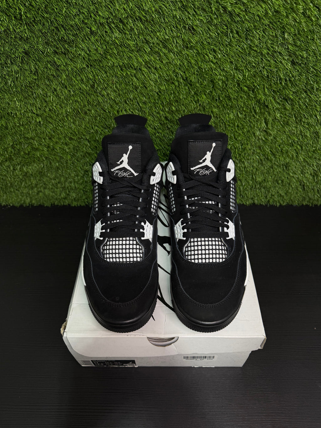 Jordan 4 Retro White Thunder