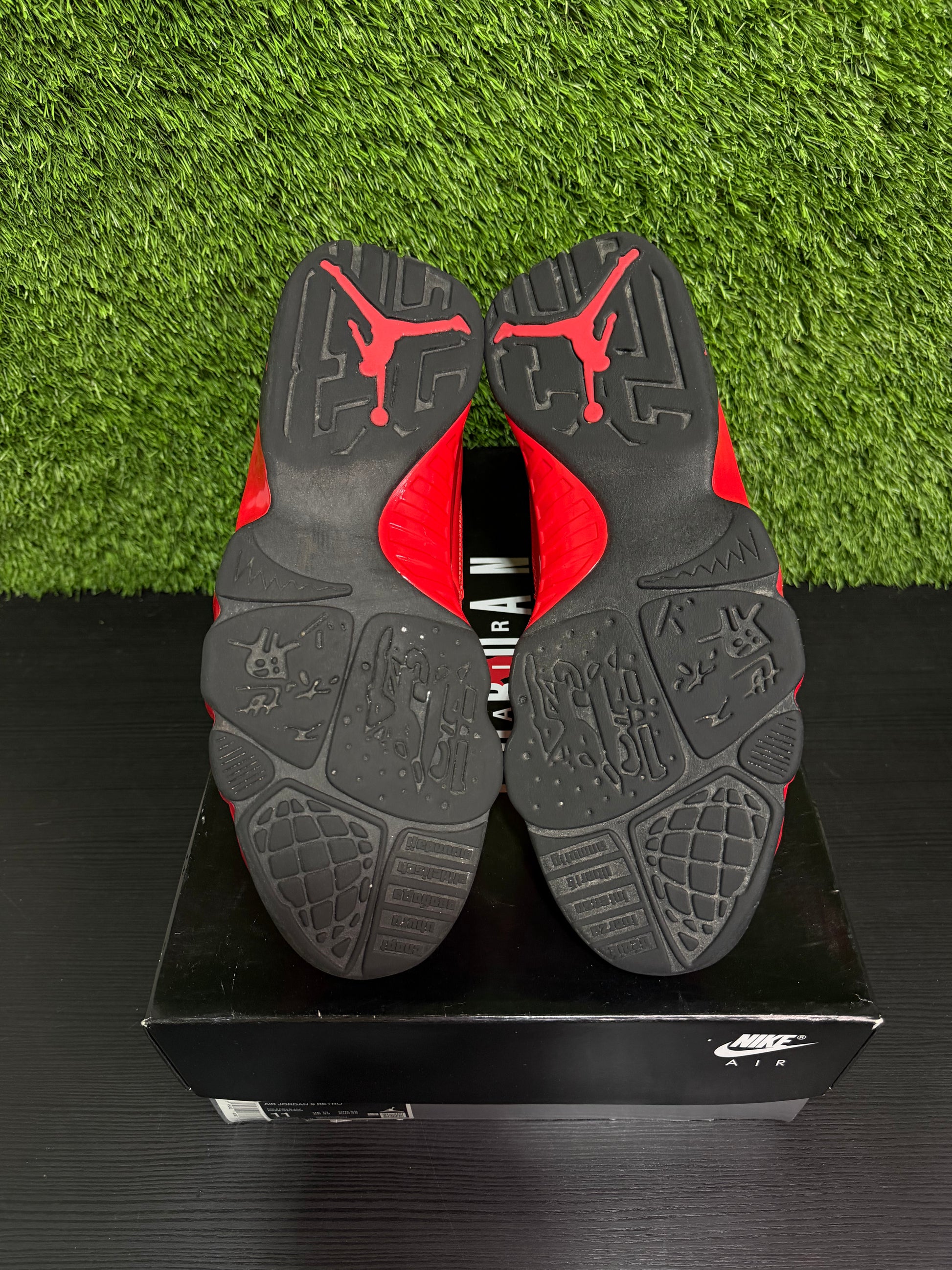 Jordan 9 Retro Chile Red