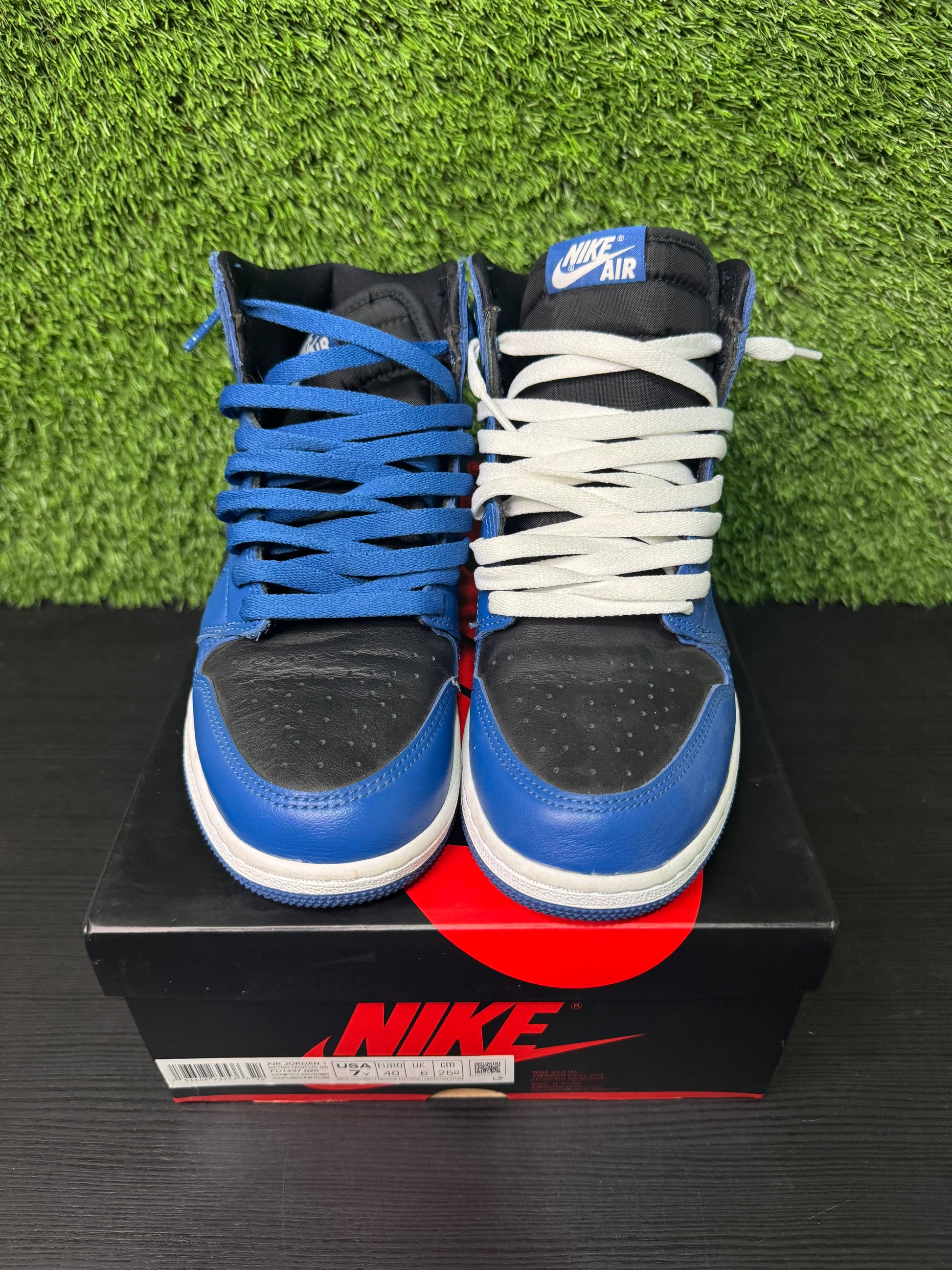Jordan 1 Retro High OG Dark Marine Blue