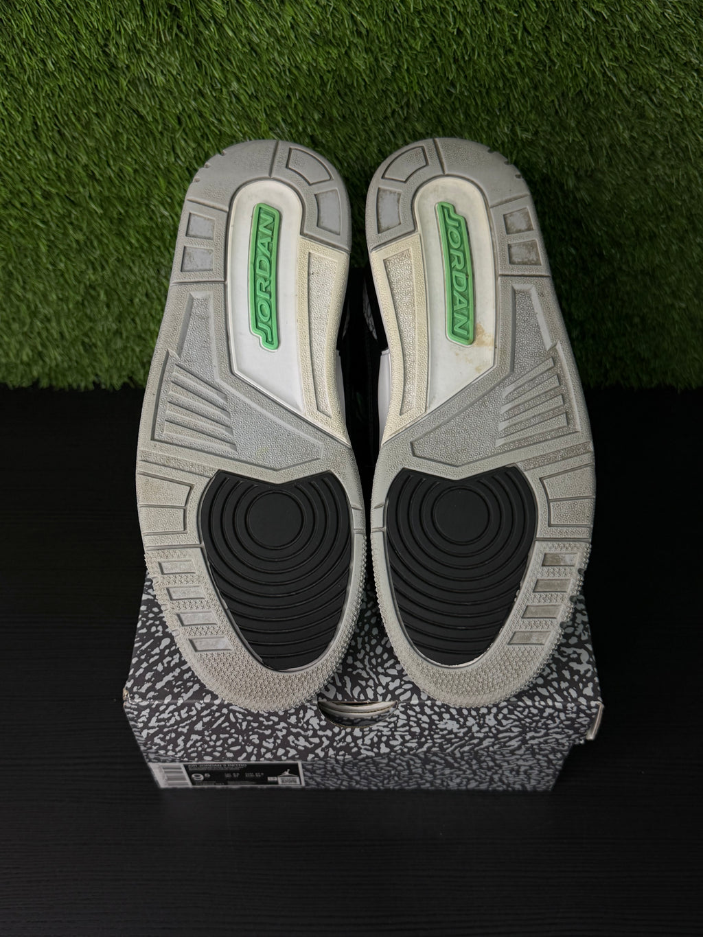Jordan 3 Retro Green Glow