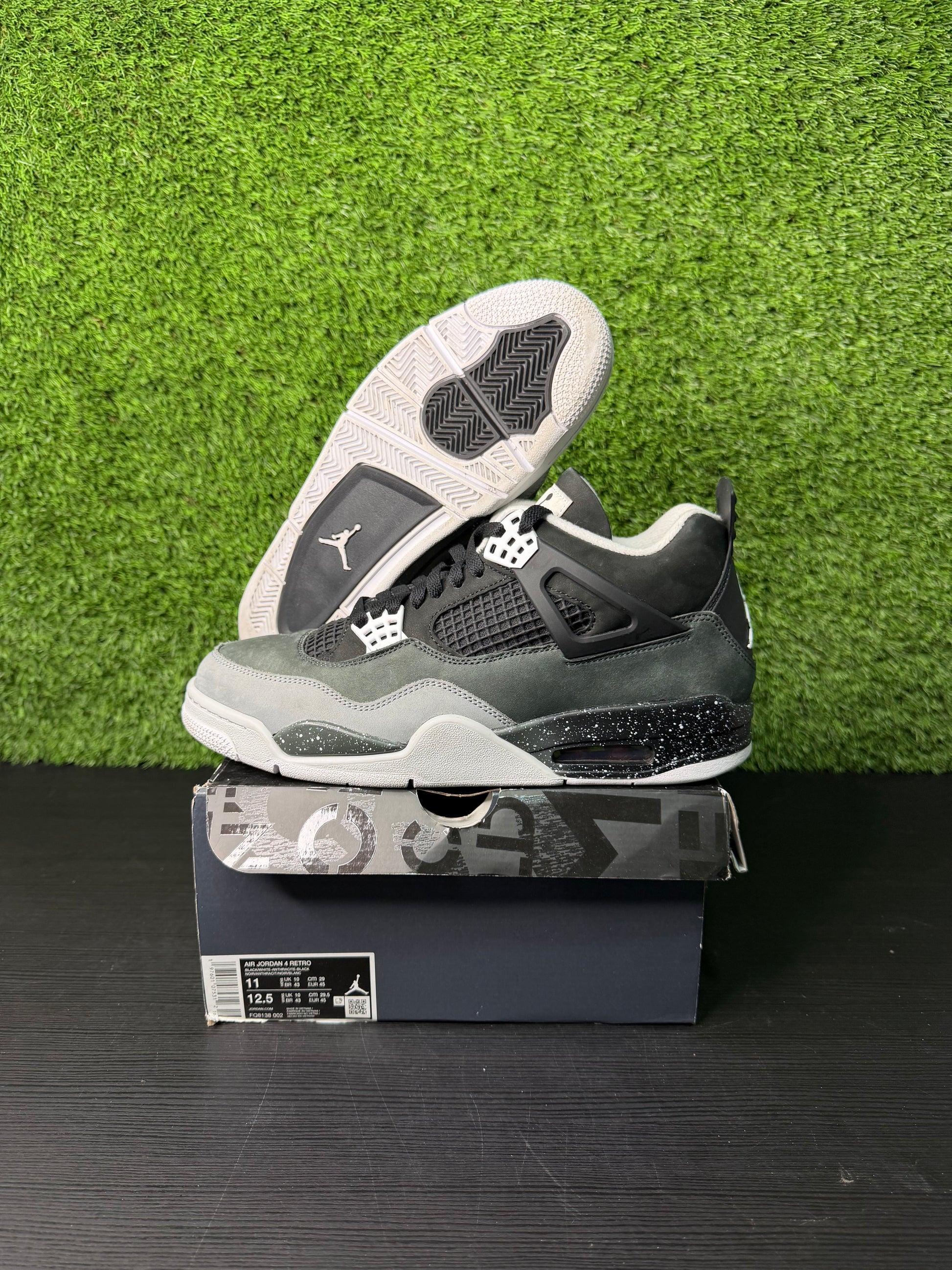 Jordan 4 Retro Fear