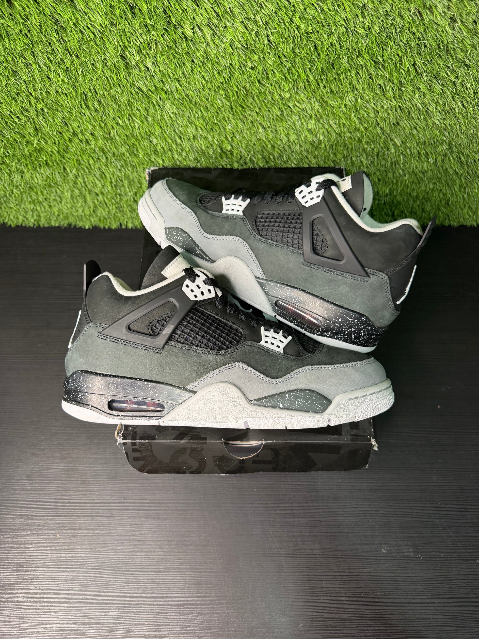 Jordan 4 Retro Fear