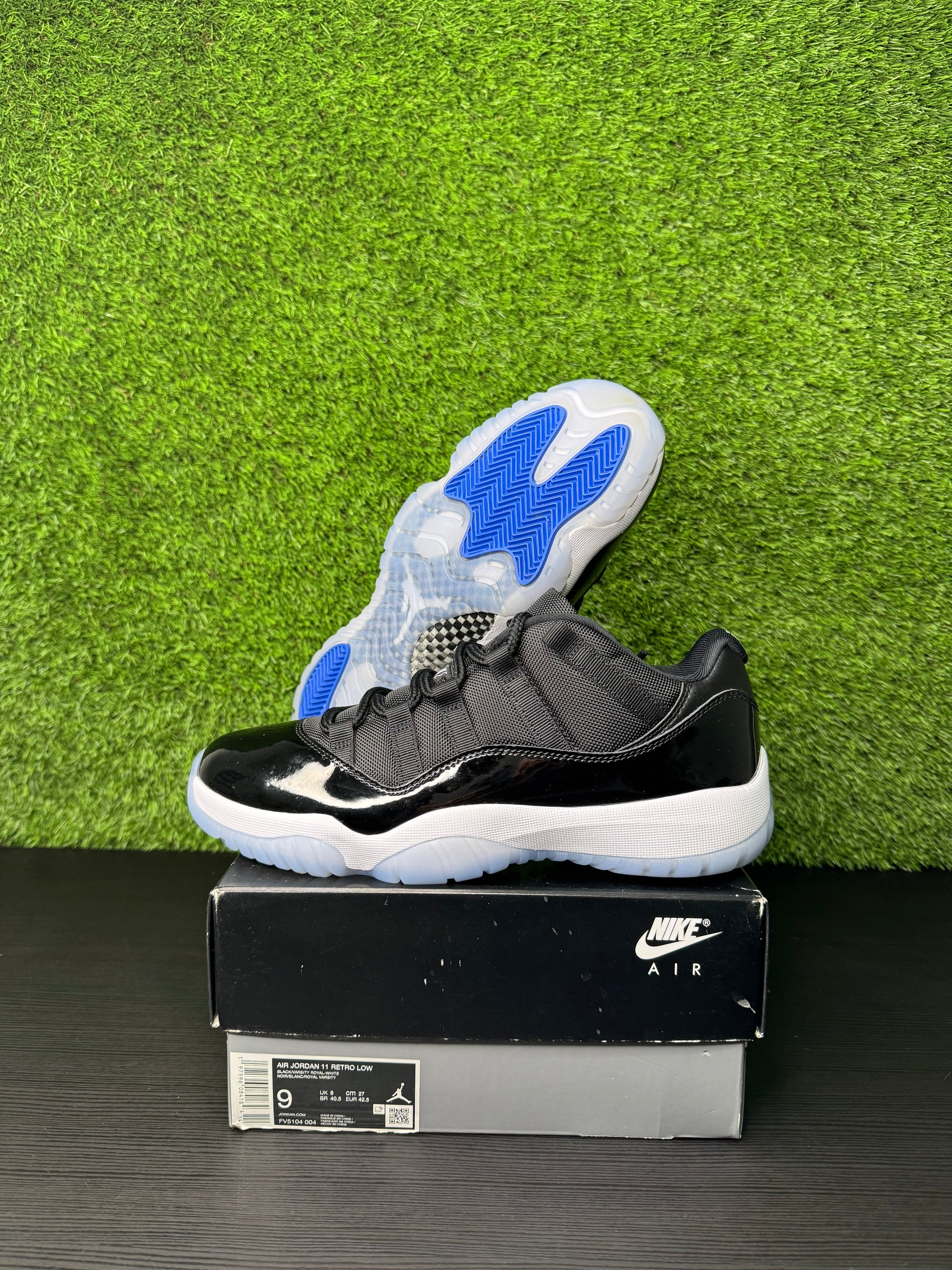 Jordan 11 Retro low Space Jam