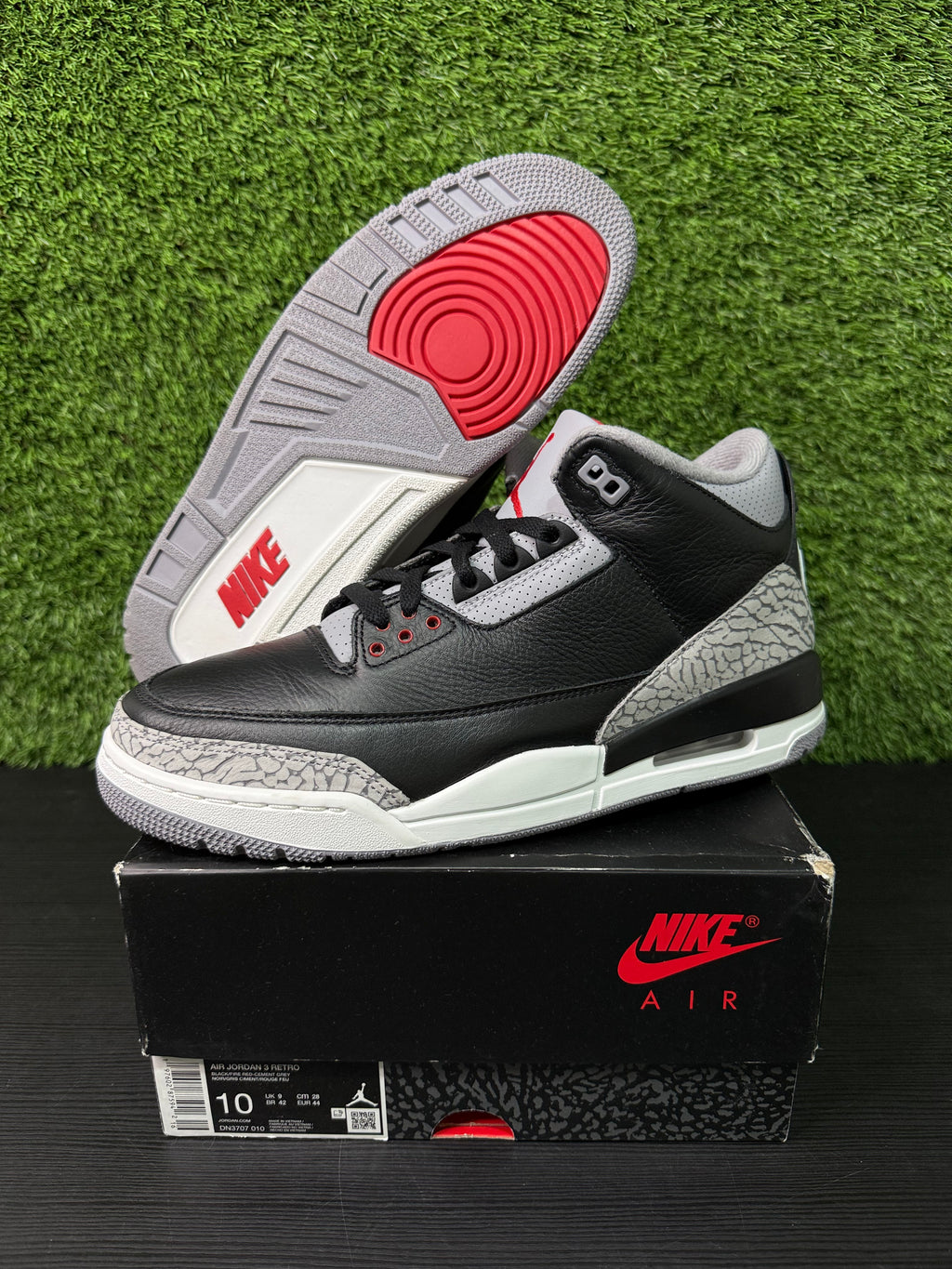 Jordan 3 Black Cement