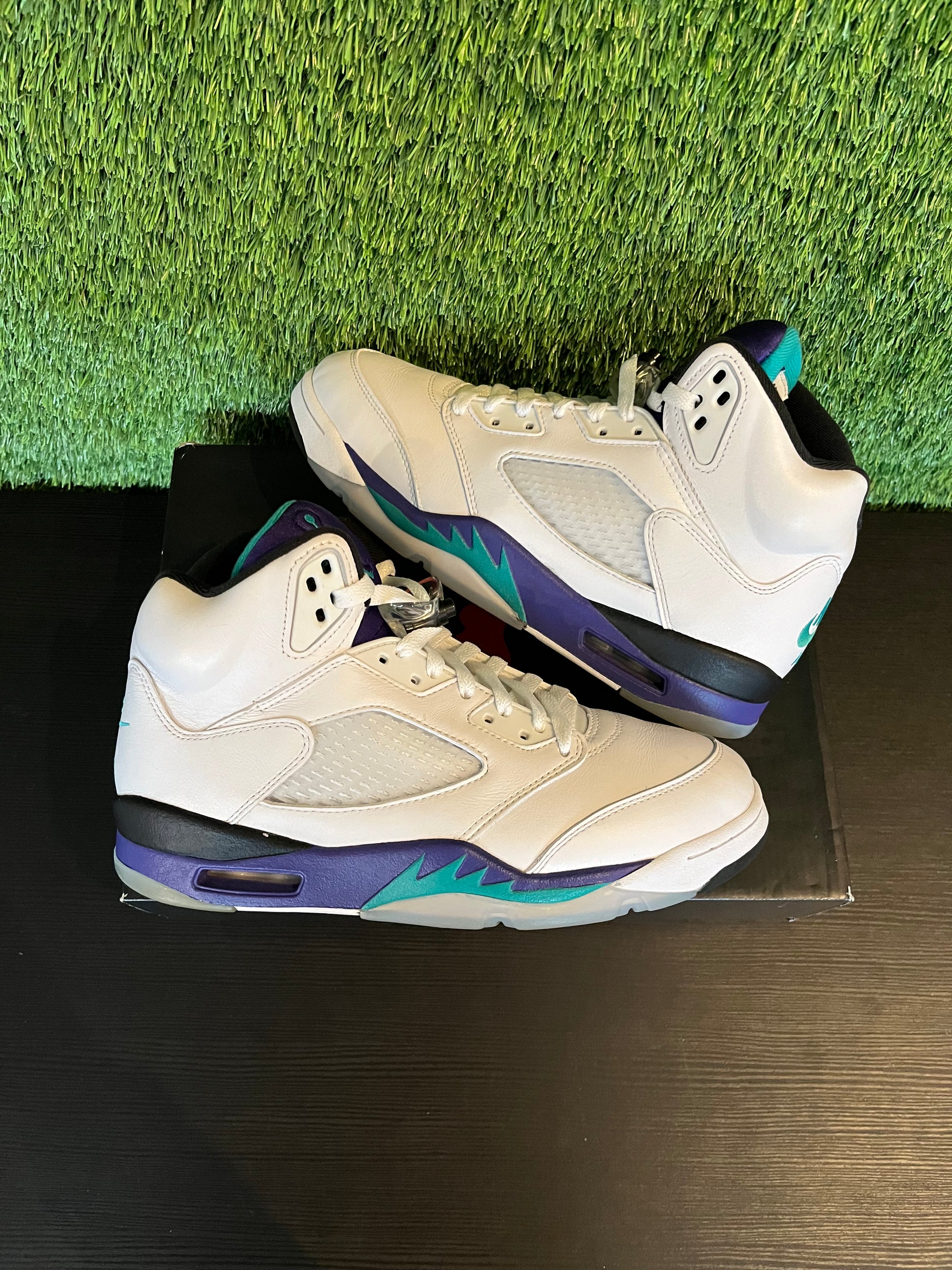 Jordan 5 Retro Grape