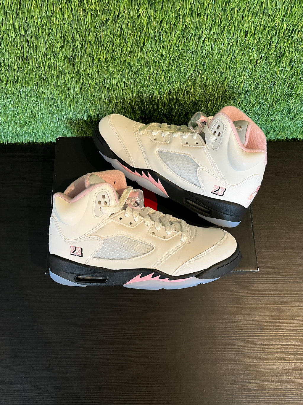 Jordan 5 Retro Medium Soft Pink