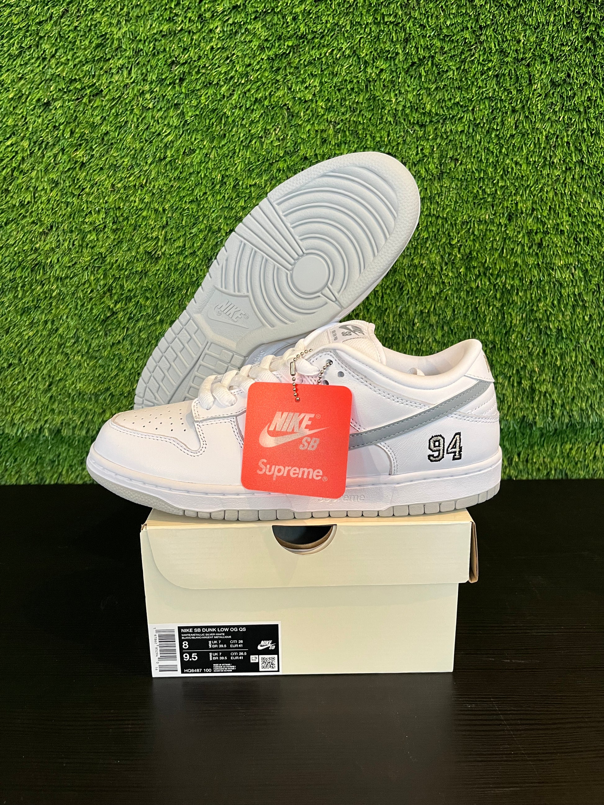 Nike SB Dunk Low Supreme 94 White Metallic Silver