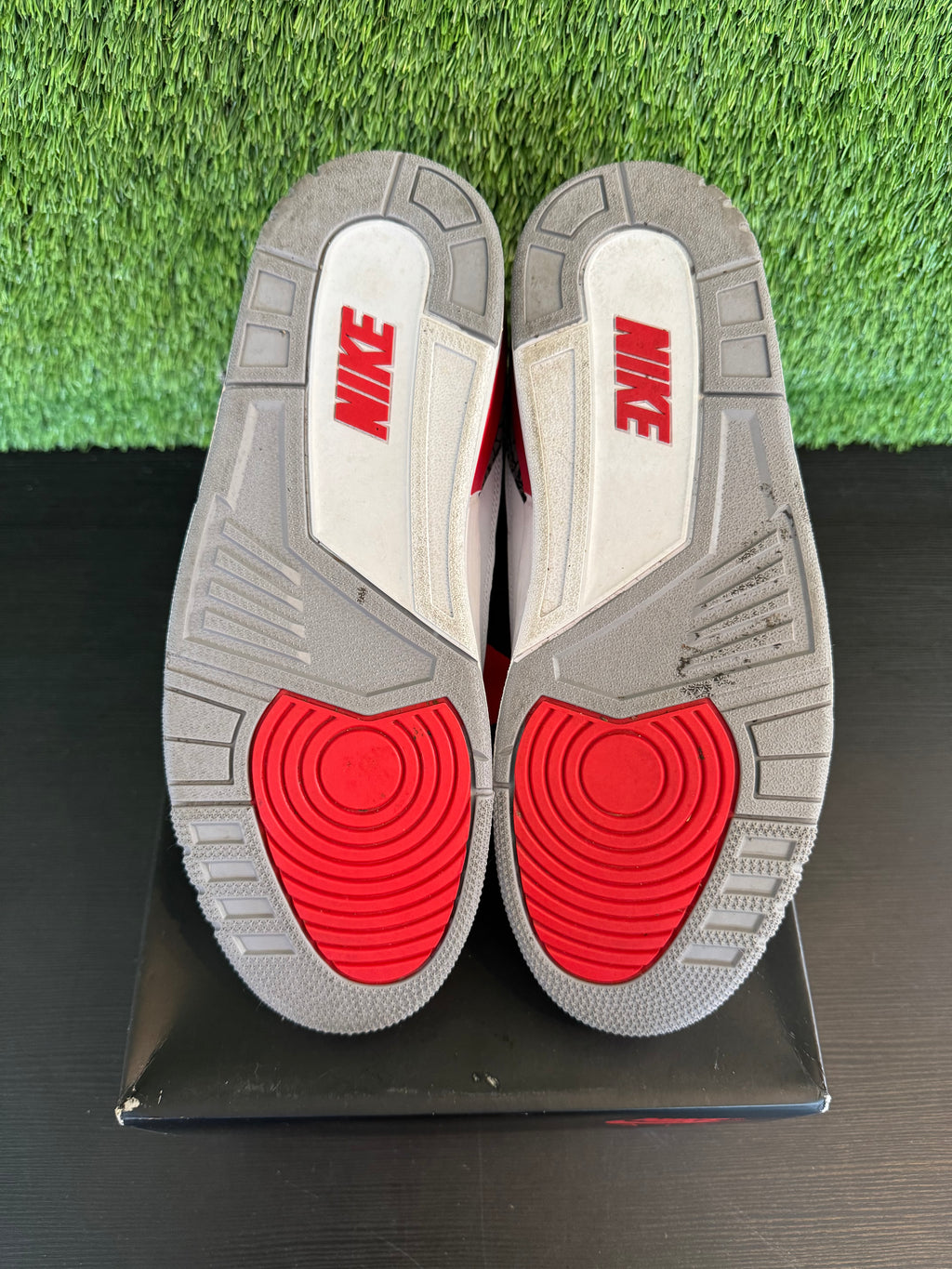 Jordan 3 Retro Fire Red (2022)